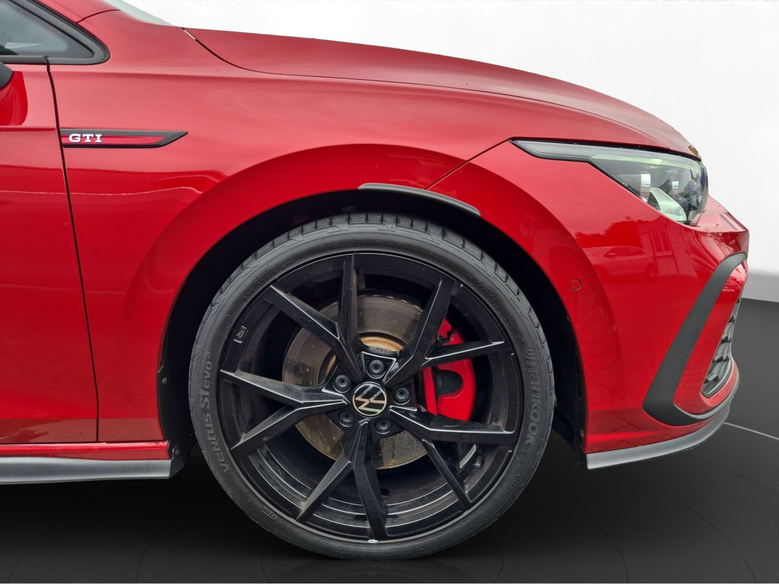 Volkswagen - Golf GTI_13