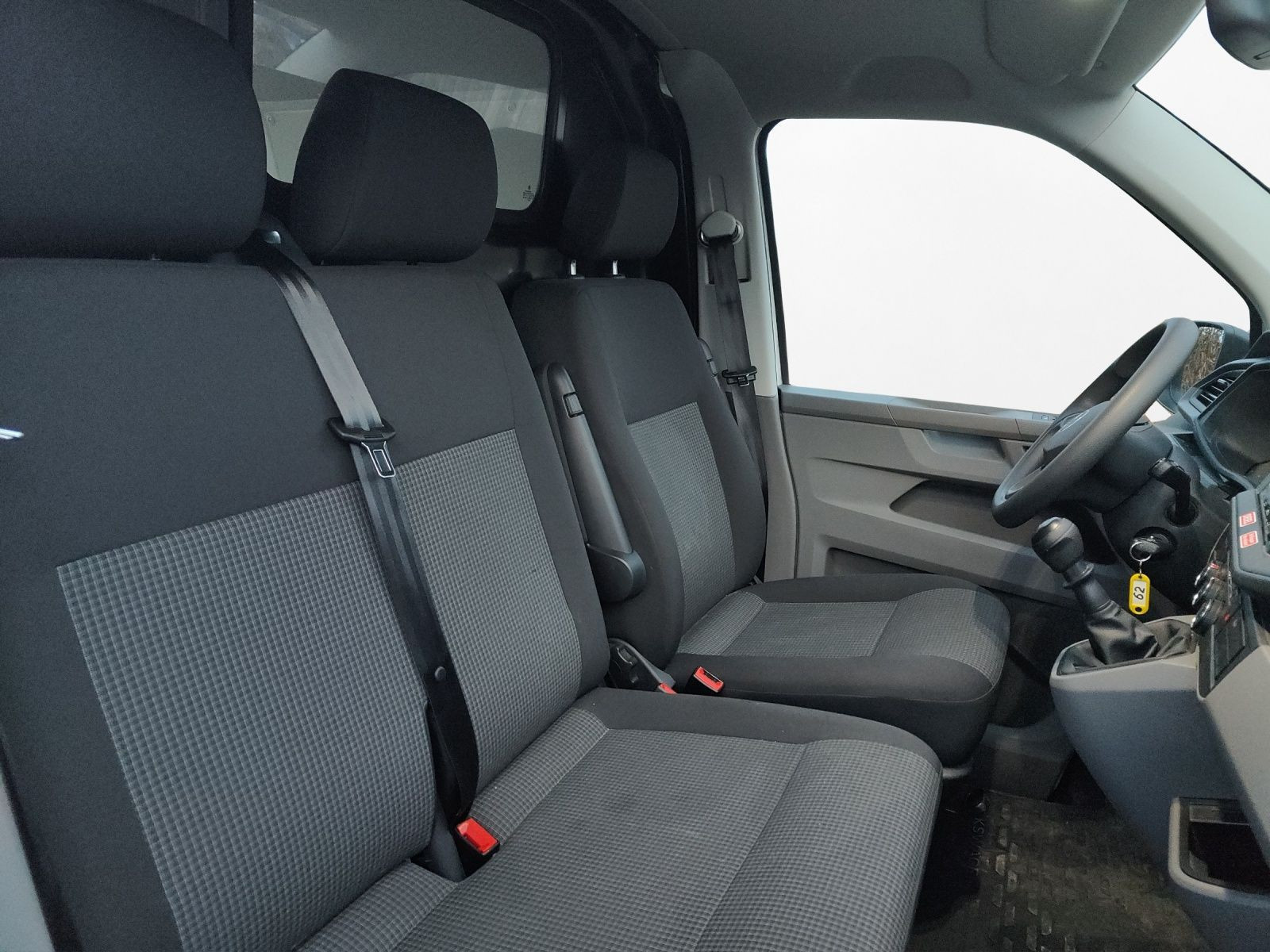 Volkswagen - T6.1 Transporter_10