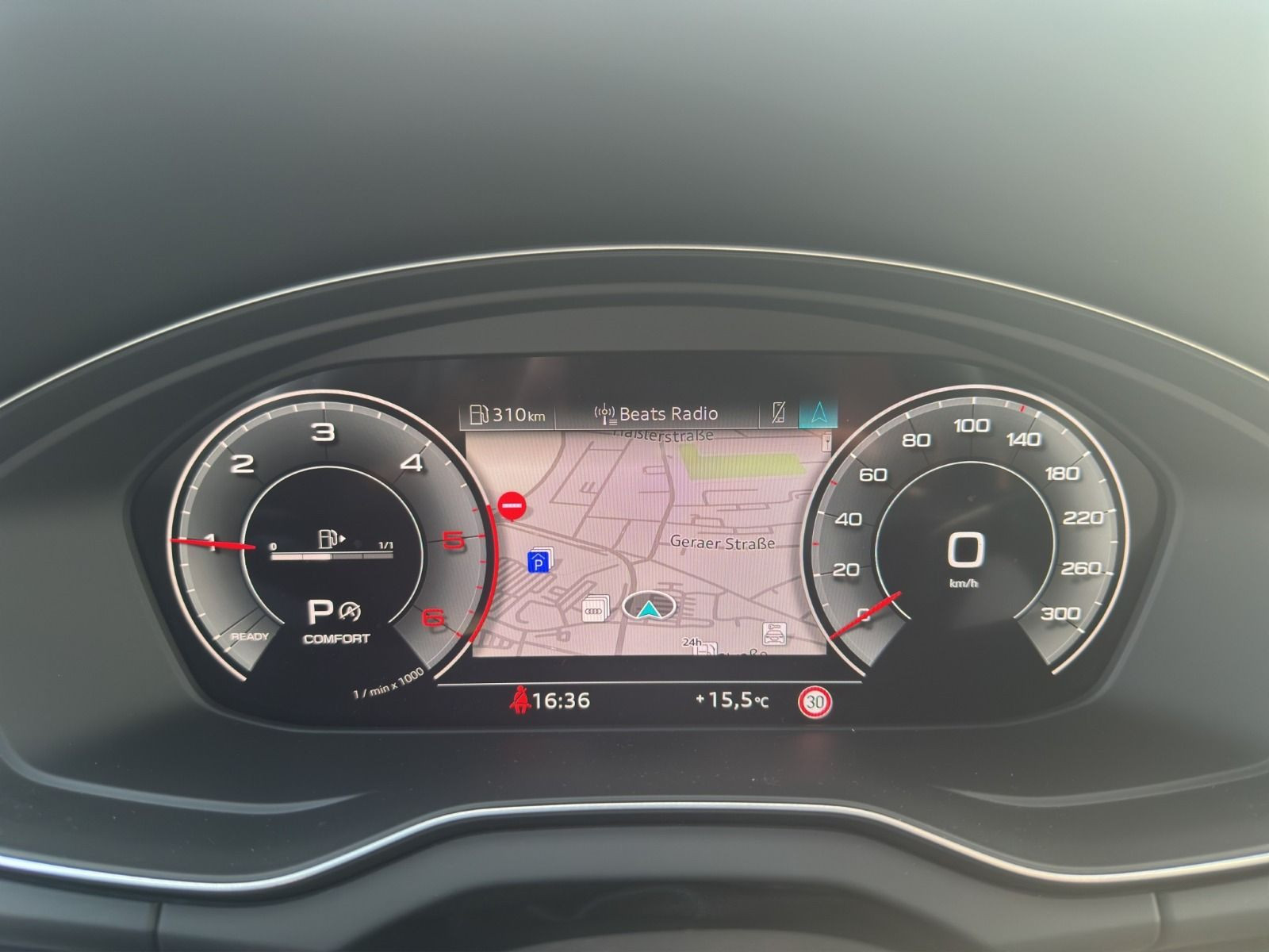 Audi - Q5_10