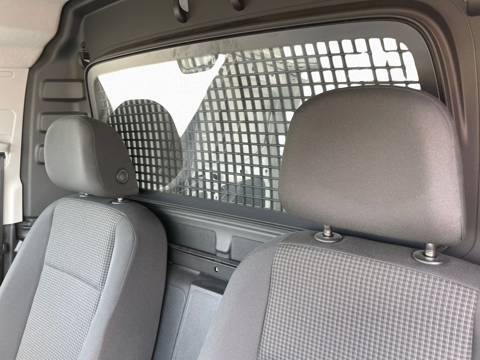Volkswagen - Caddy Cargo_12