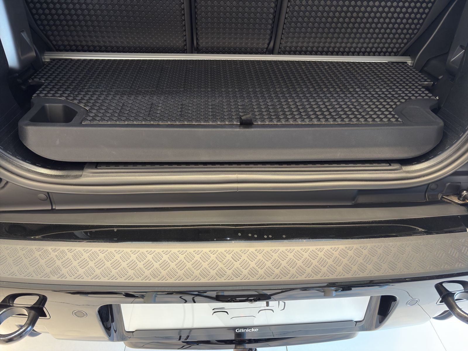 Land Rover - Defender_14