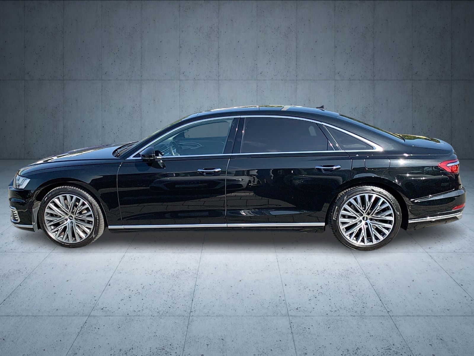 Audi - A8_4