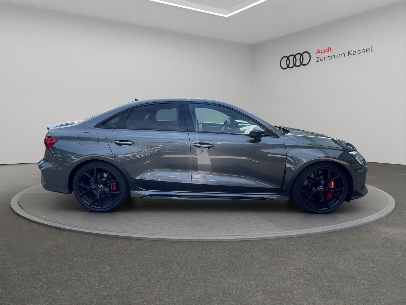Audi - RS 3 Limousine_8