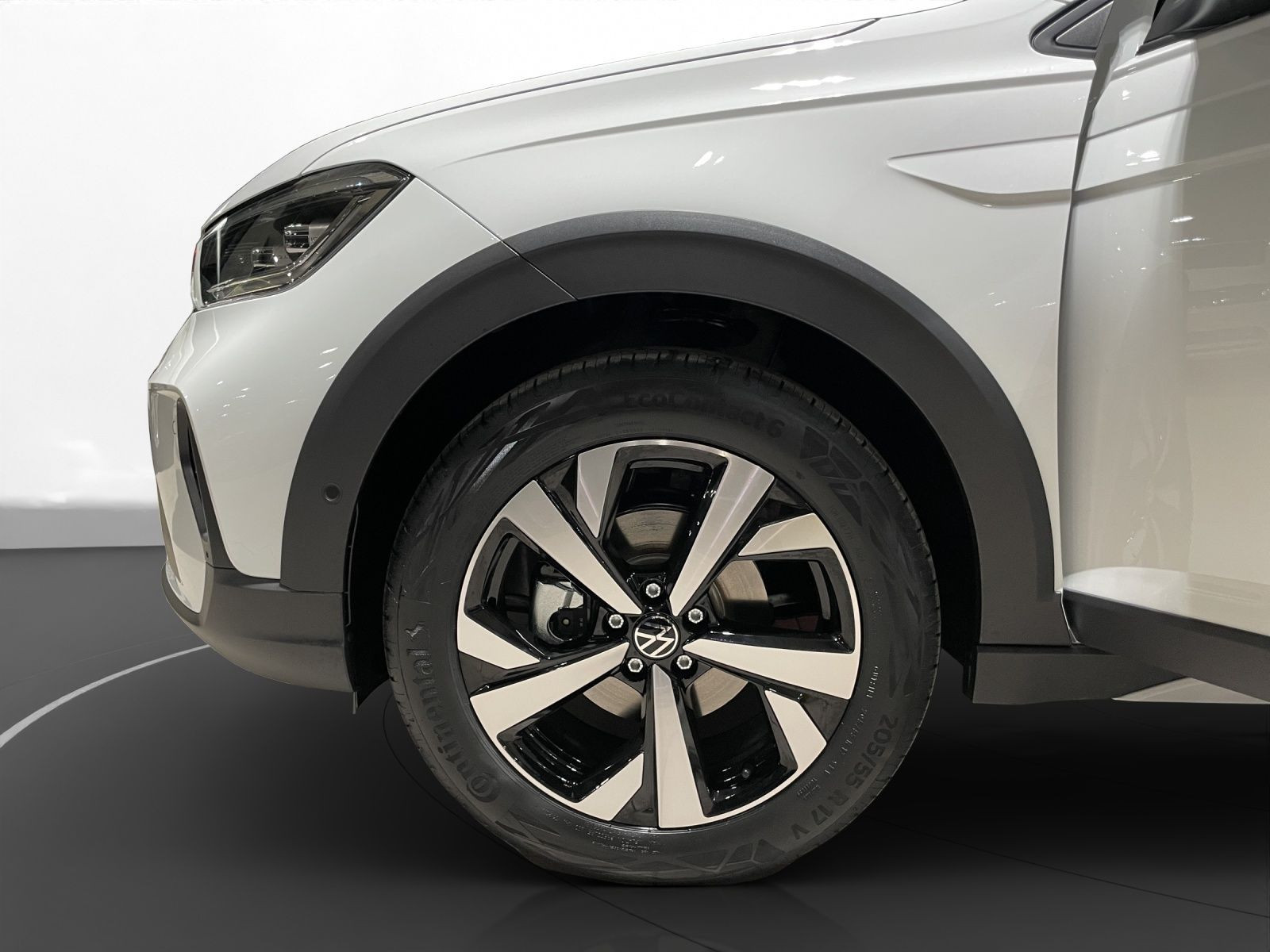 Volkswagen - Taigo_3