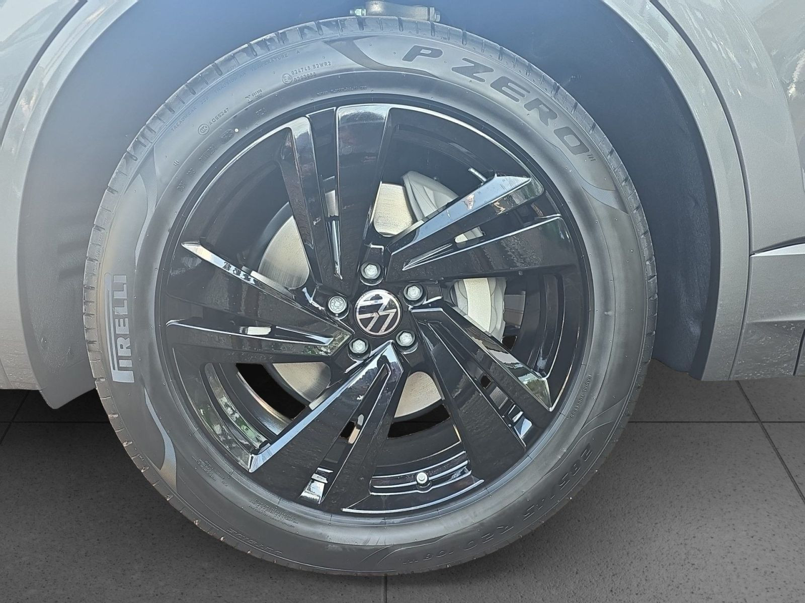 Volkswagen - Touareg_9