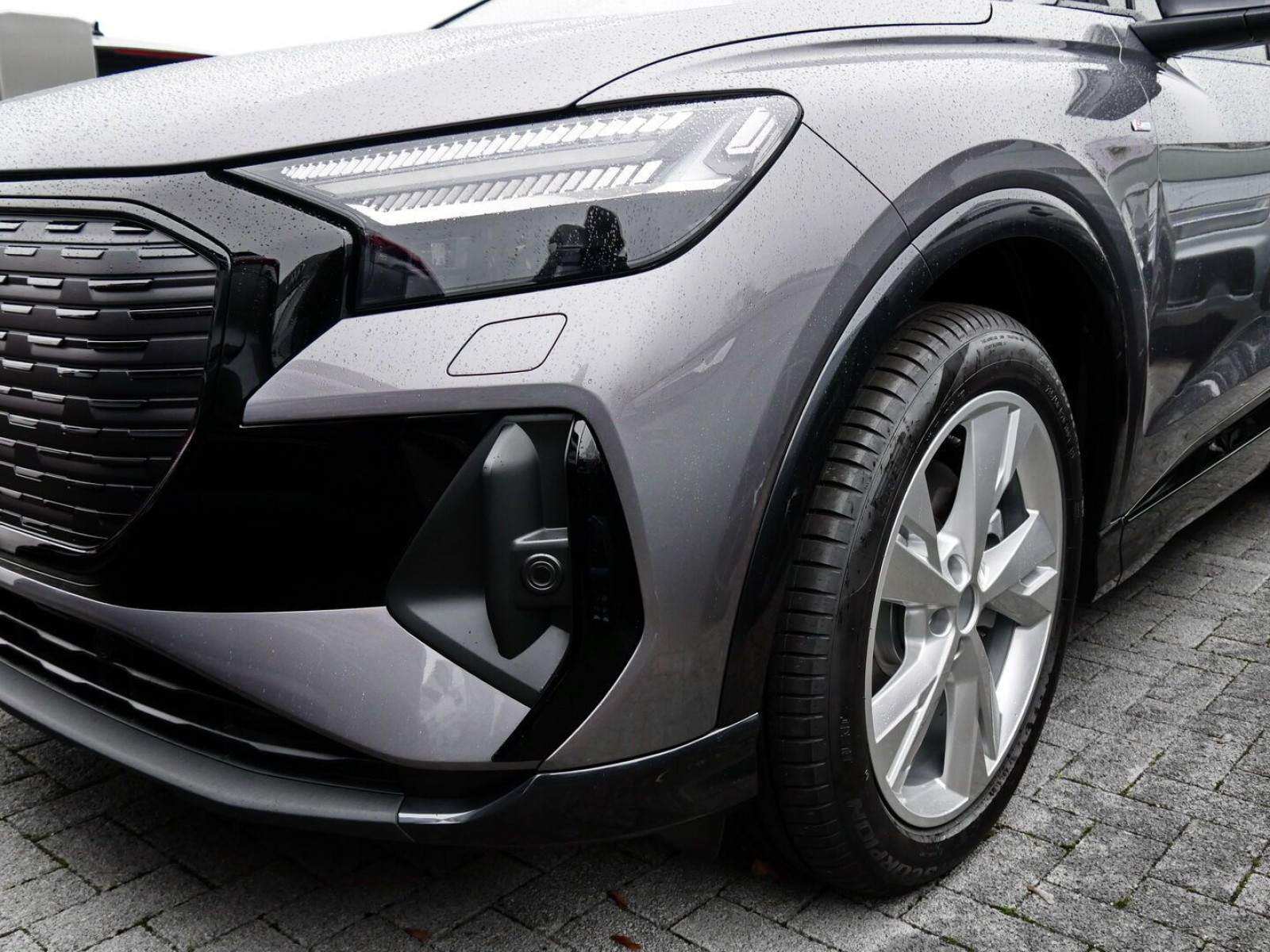 Audi - Q4 Sportback e-tron_17