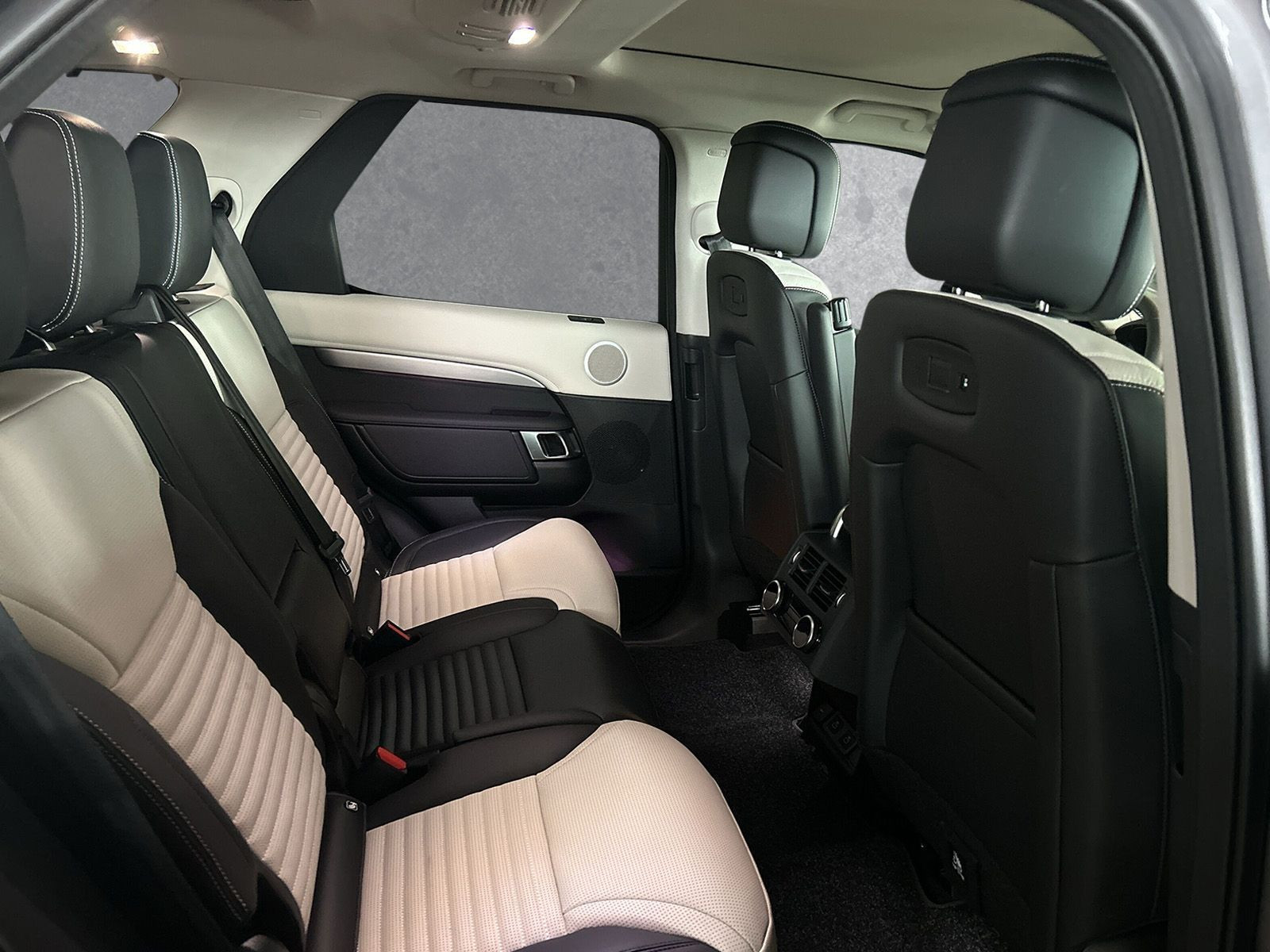 Land Rover - Discovery_5