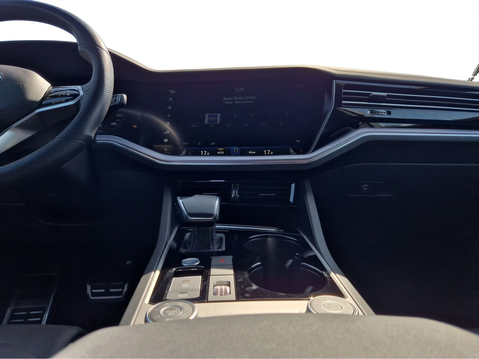 Volkswagen - Touareg_7
