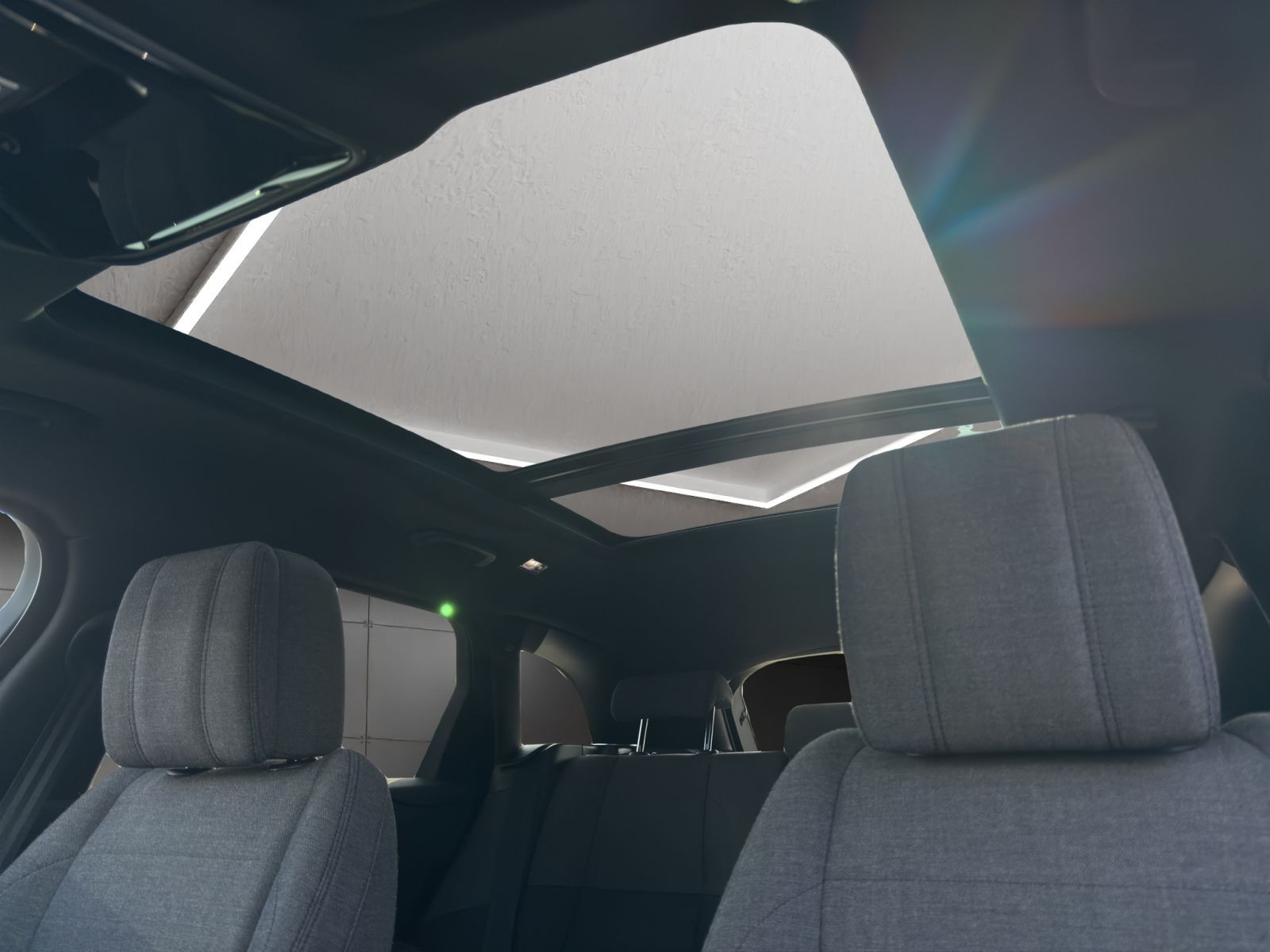 Land Rover - Range Rover Velar_10