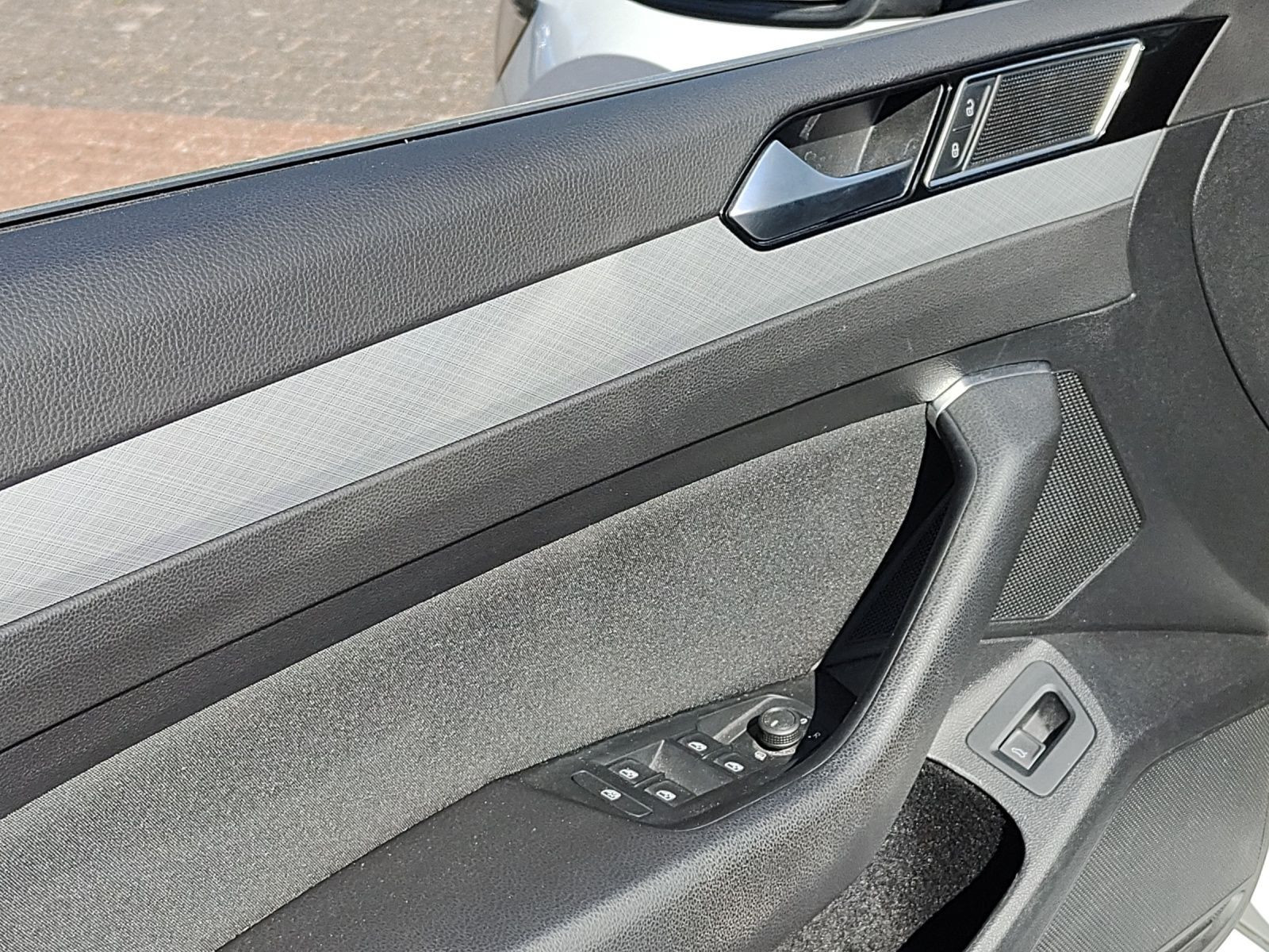 Volkswagen - Passat Variant_3