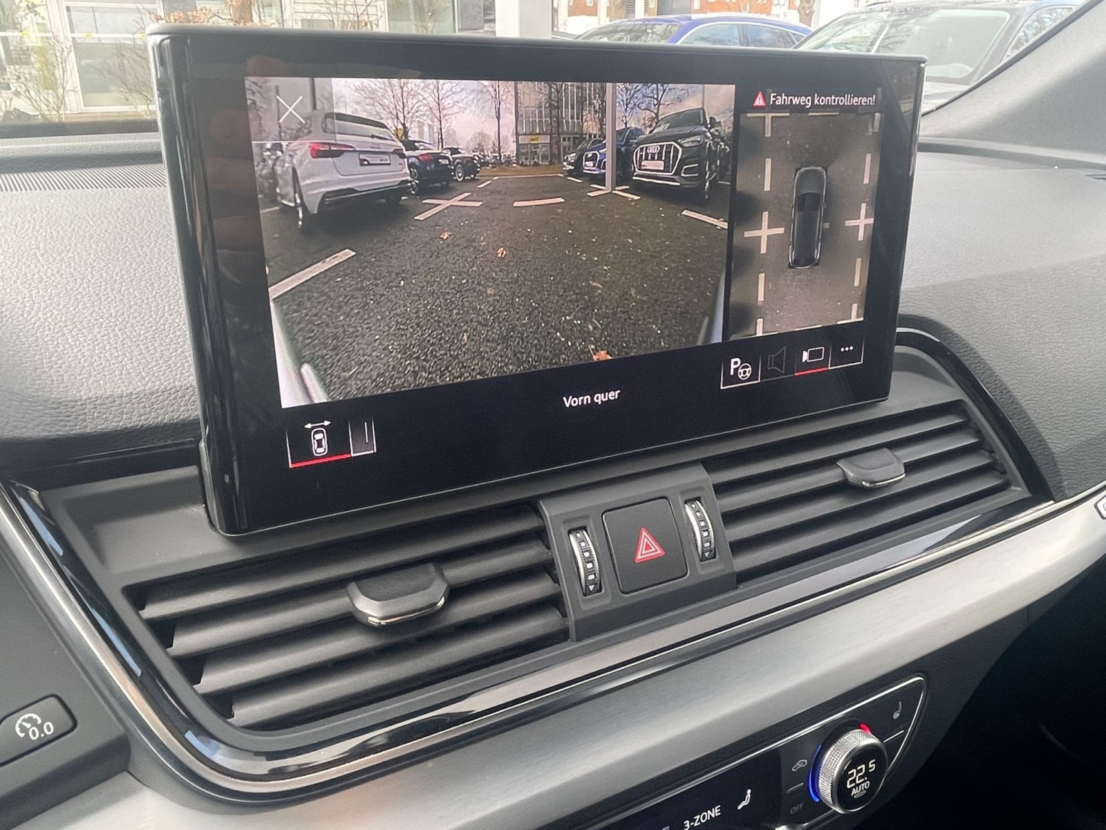 Audi - SQ5_26