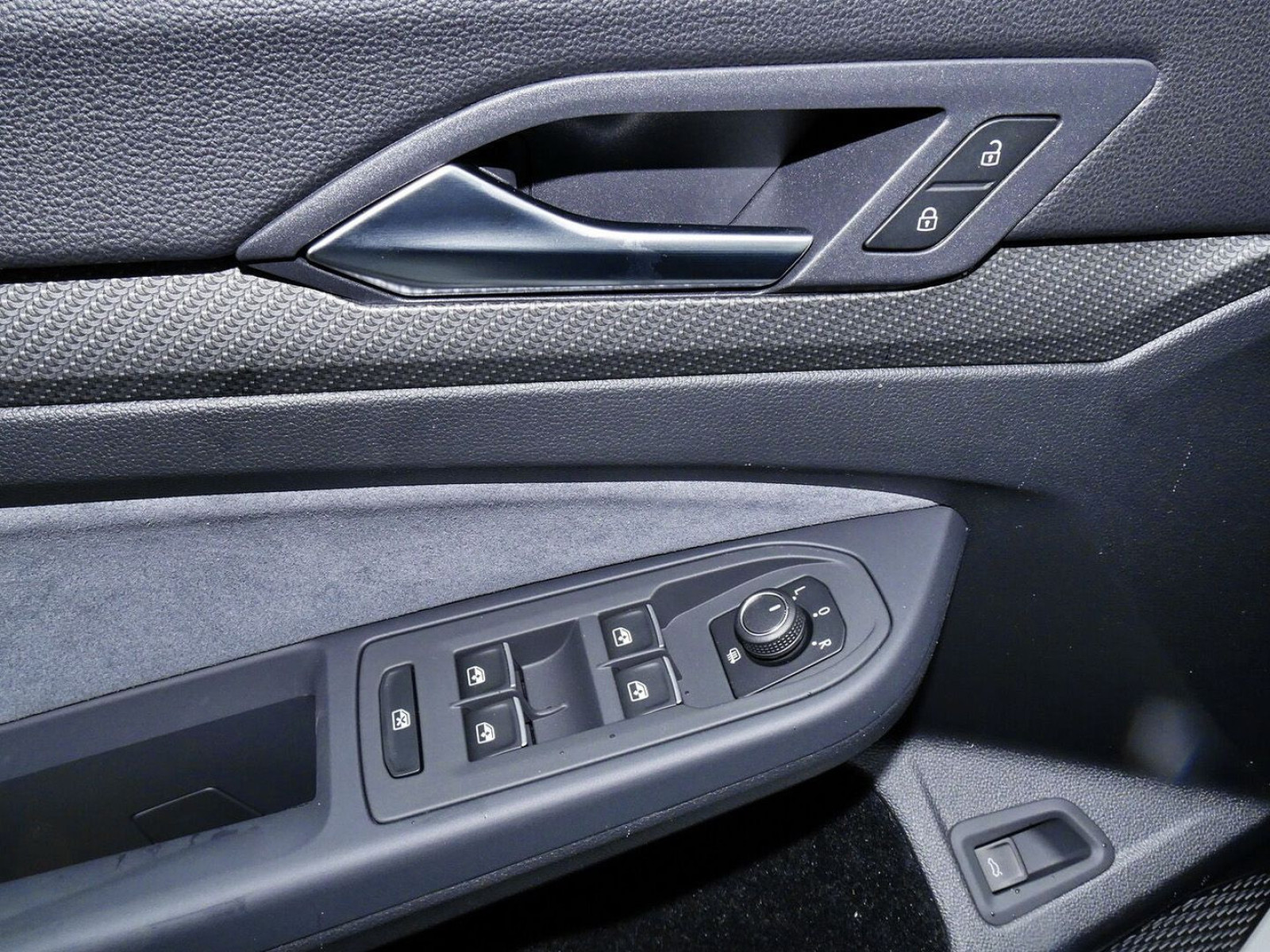 Volkswagen - Golf Variant_12