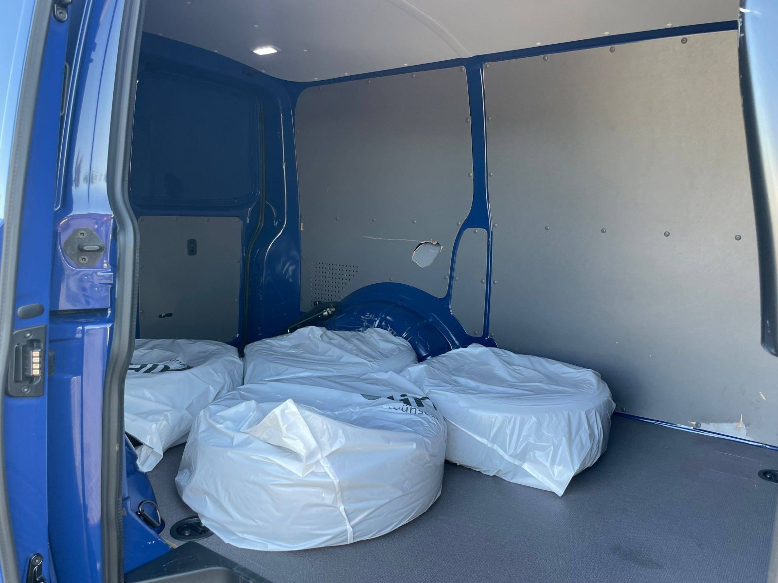Volkswagen - T6.1 Transporter_5