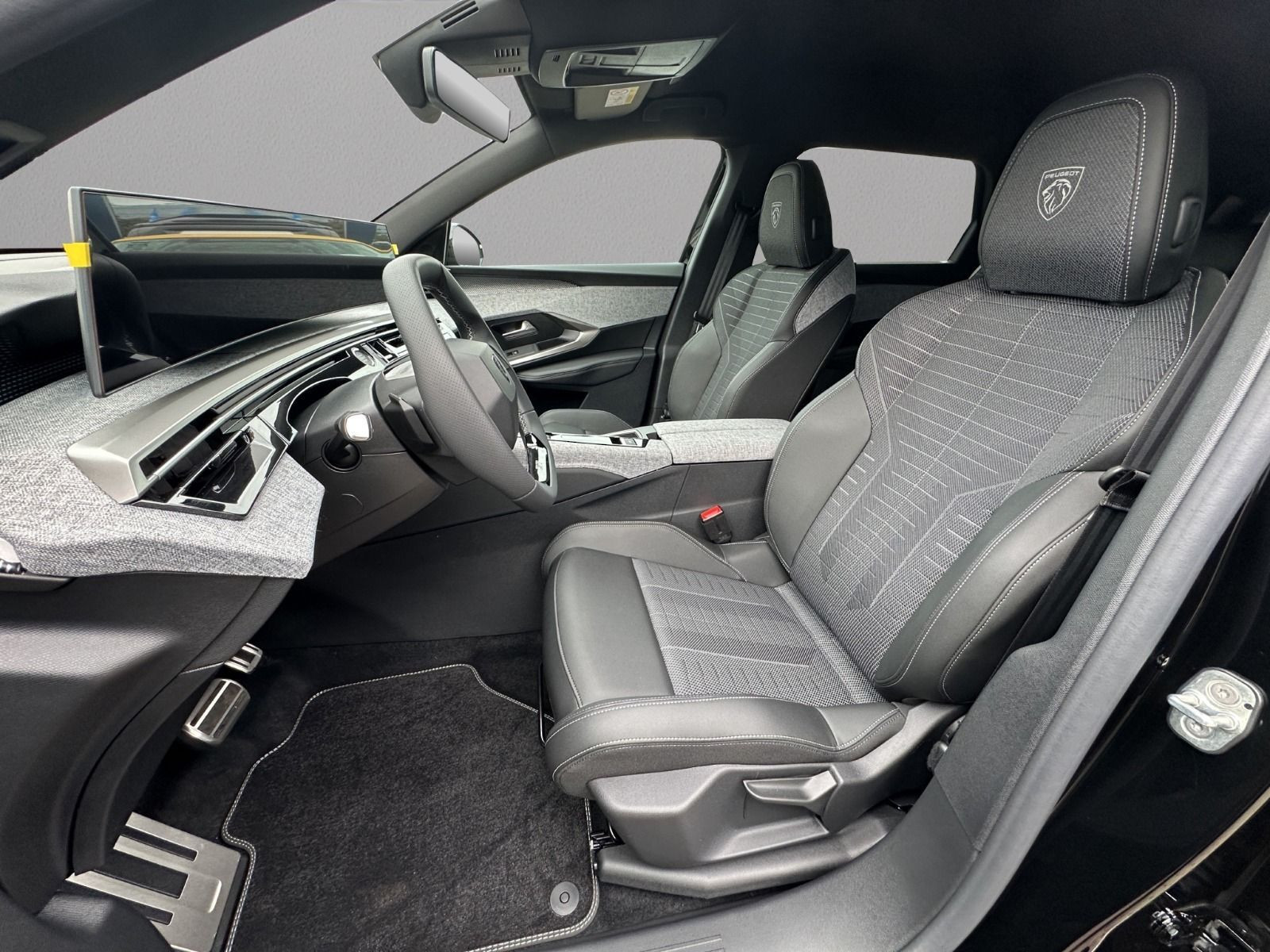 Peugeot - 5008_9