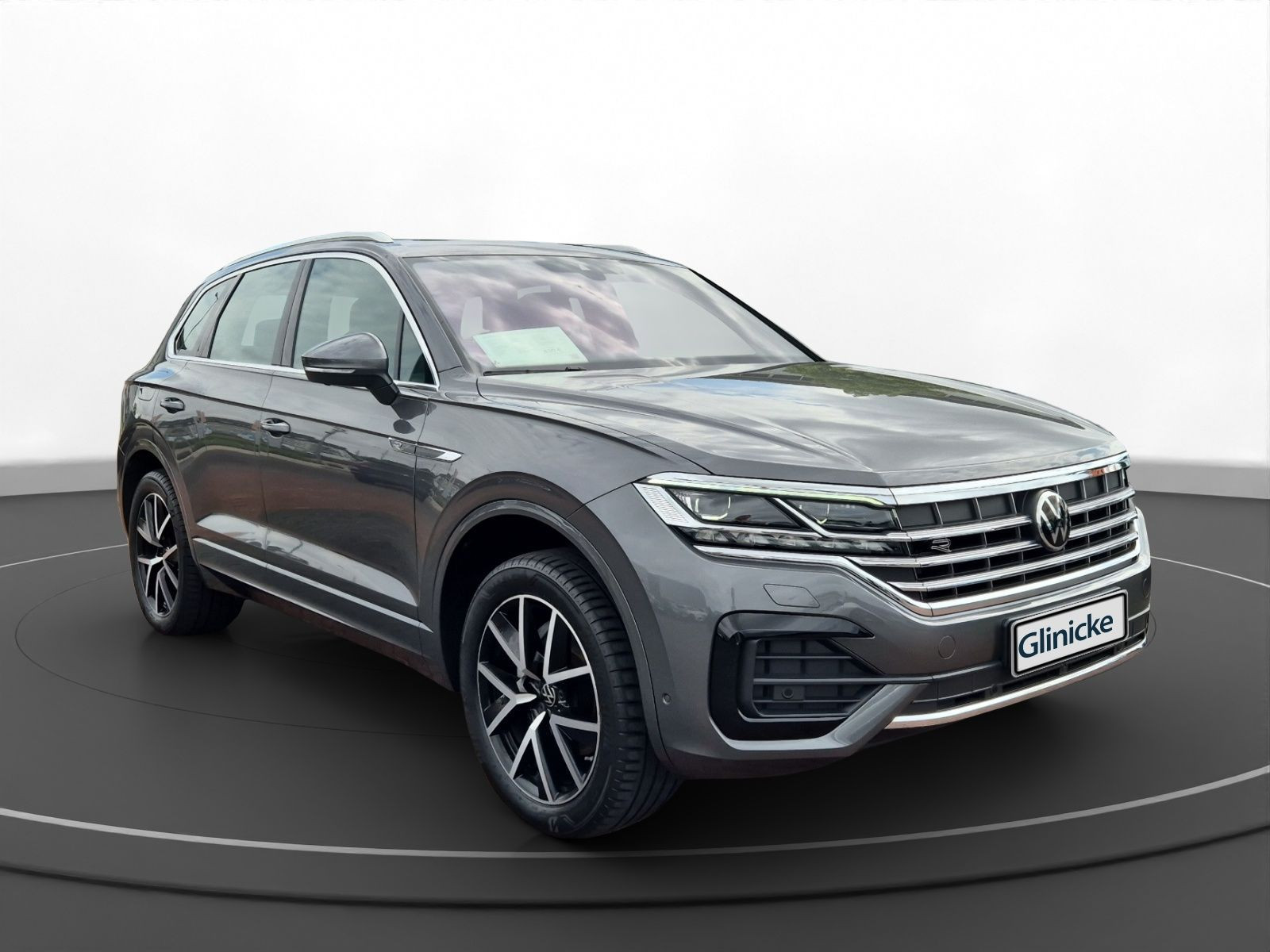 Volkswagen - Touareg_15