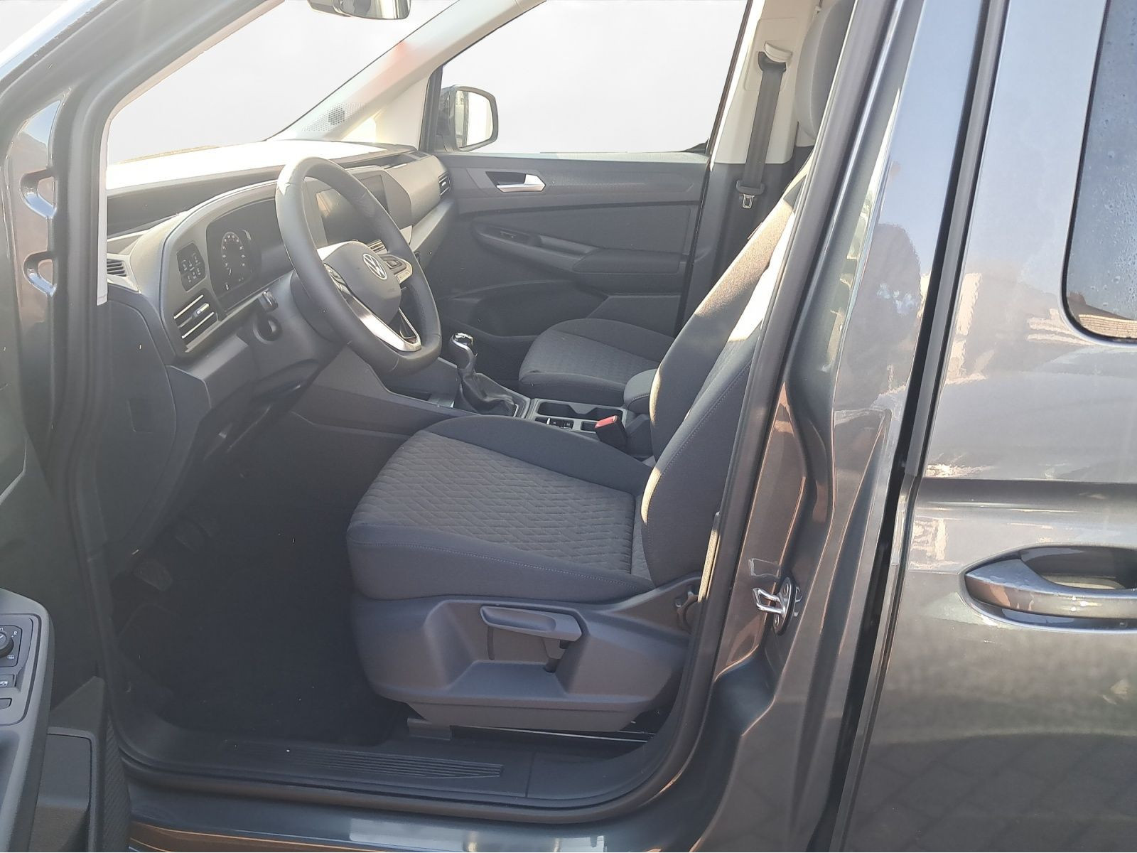 Volkswagen - Caddy_8