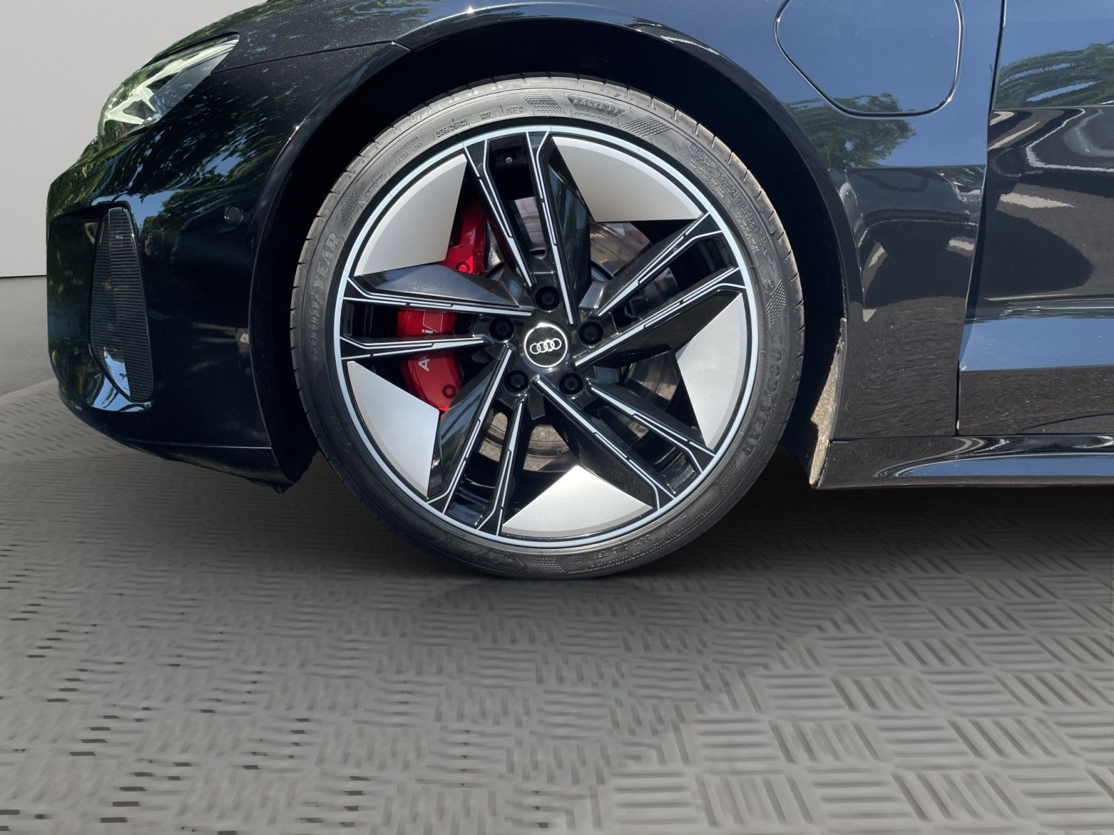 Audi - RS e-tron GT_21