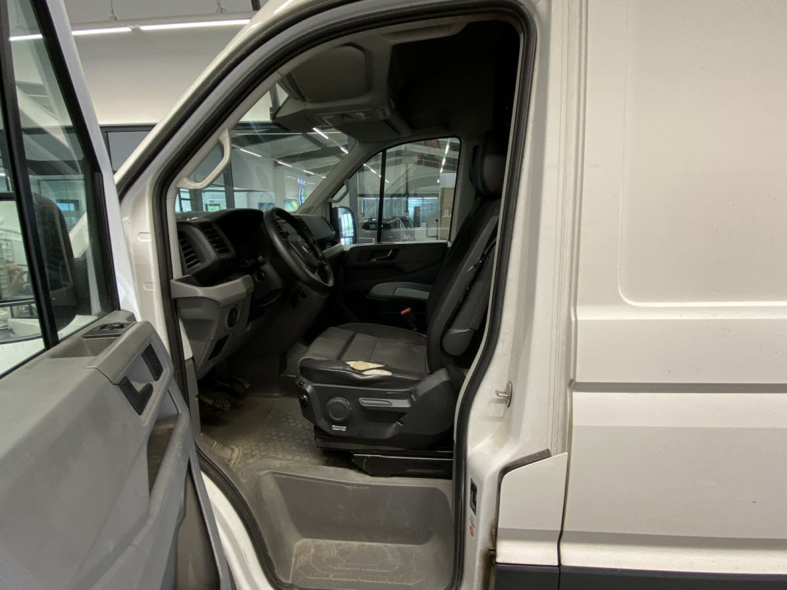 Volkswagen - Crafter_6