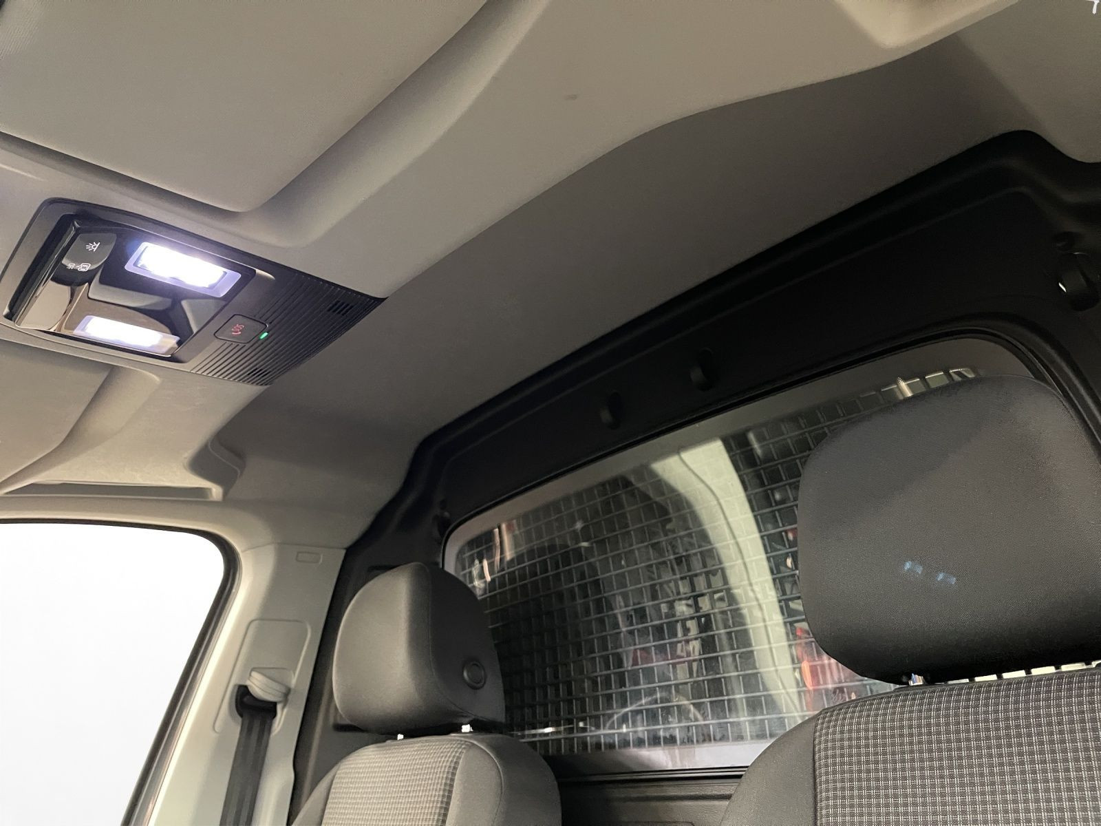 Volkswagen - Caddy Cargo_10