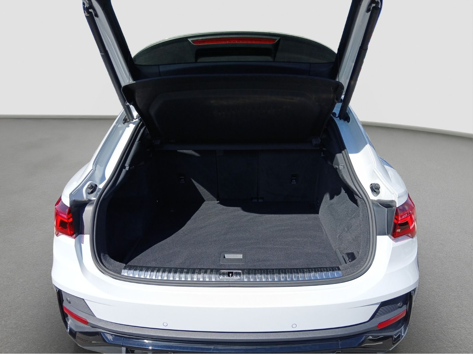 Audi - Q3 Sportback_16