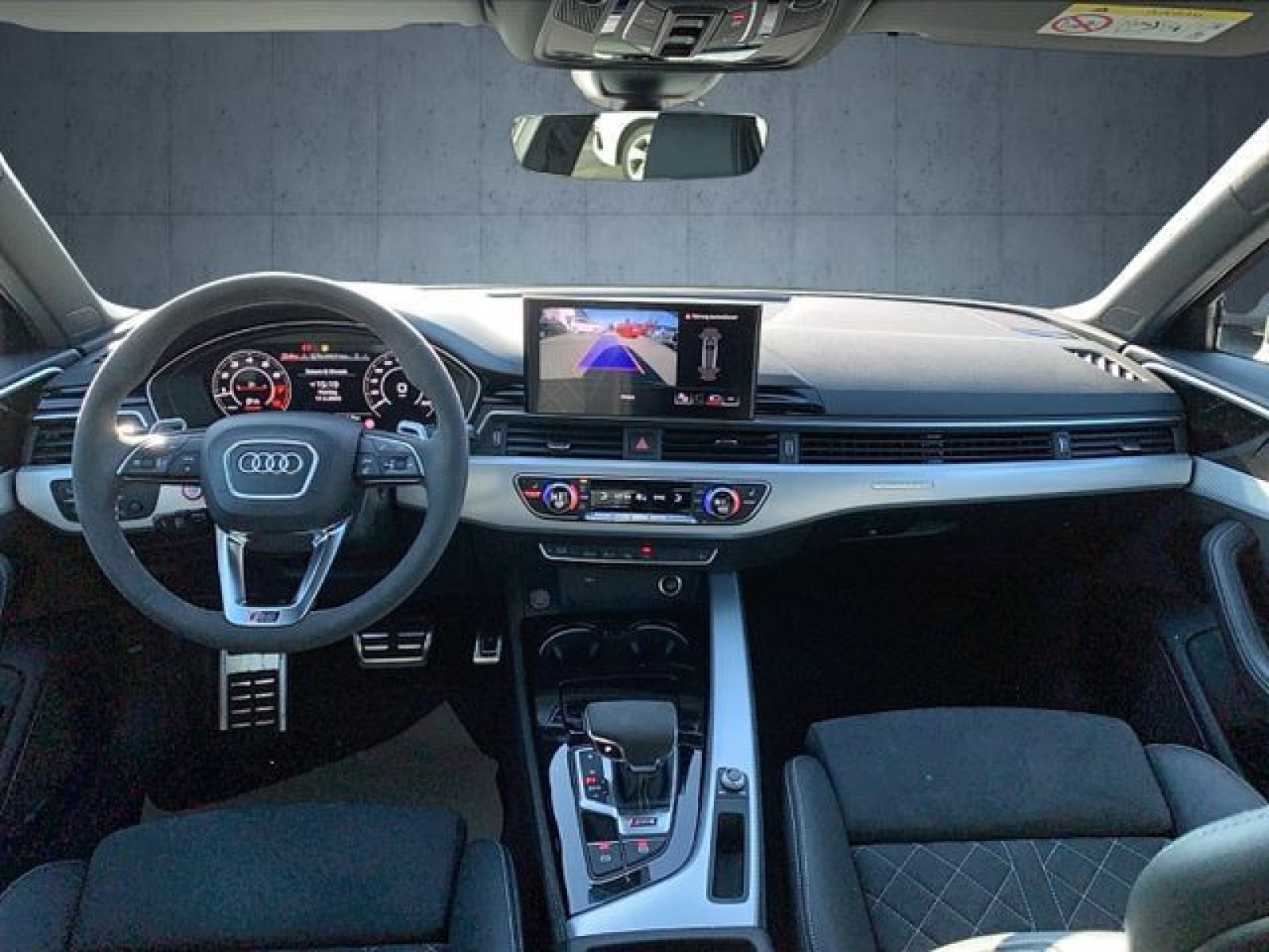 Audi - RS 4 Avant_13