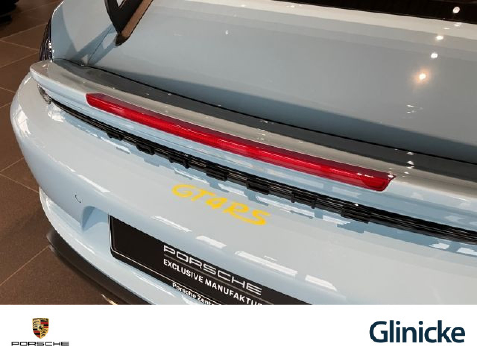Porsche - Cayman_15
