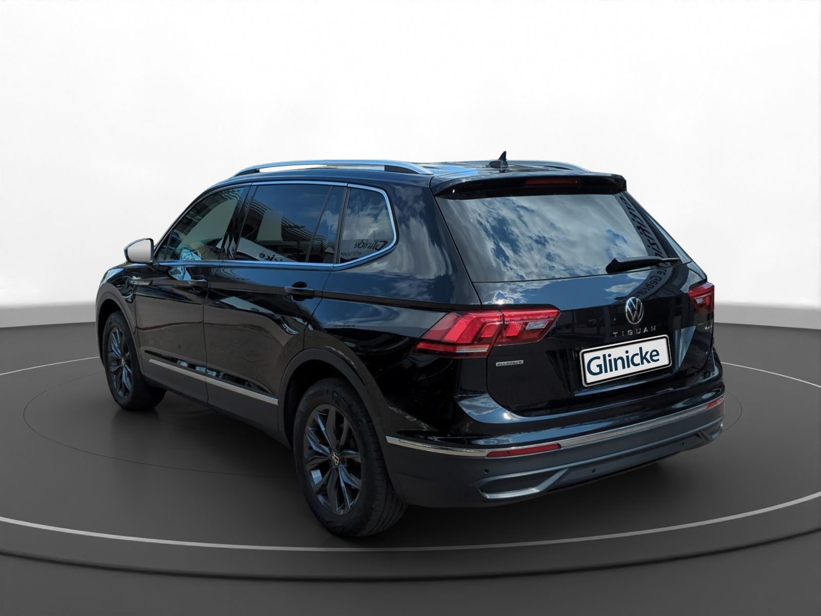 Volkswagen - Tiguan Allspace_8