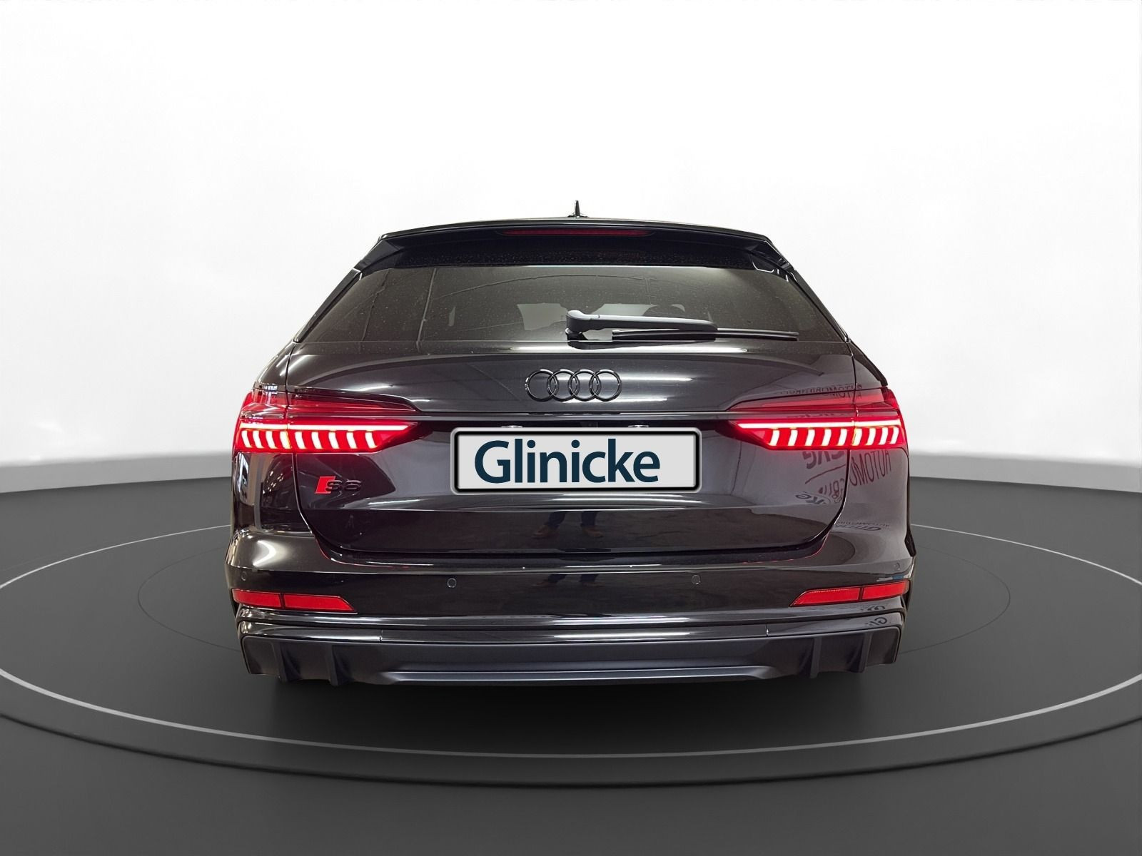 Audi - S6 Avant_8