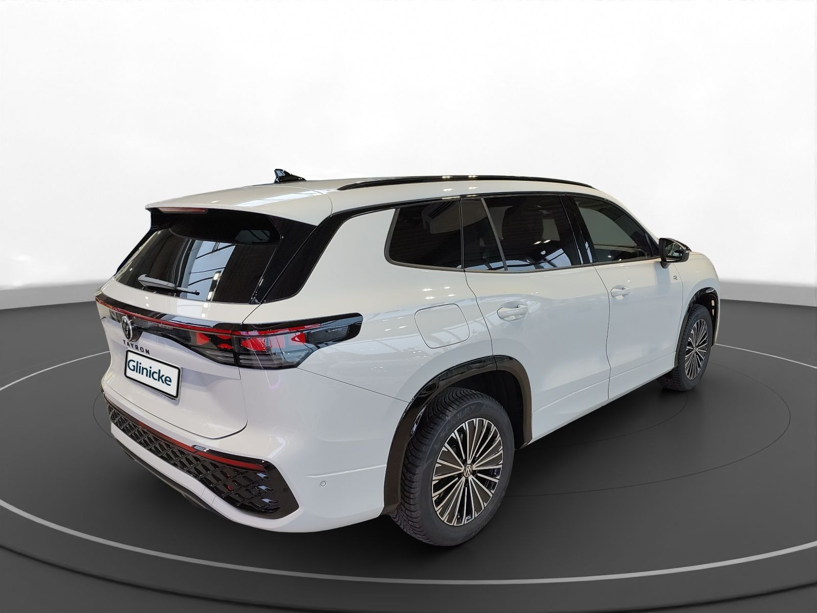 Volkswagen - Tayron_12