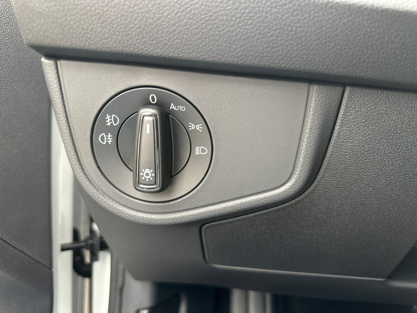 Volkswagen - Polo_18