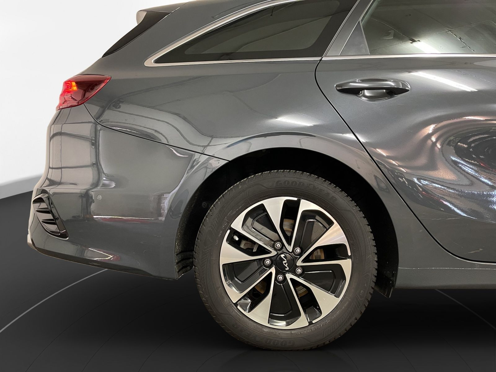 Kia - cee'd Sportswagon_14