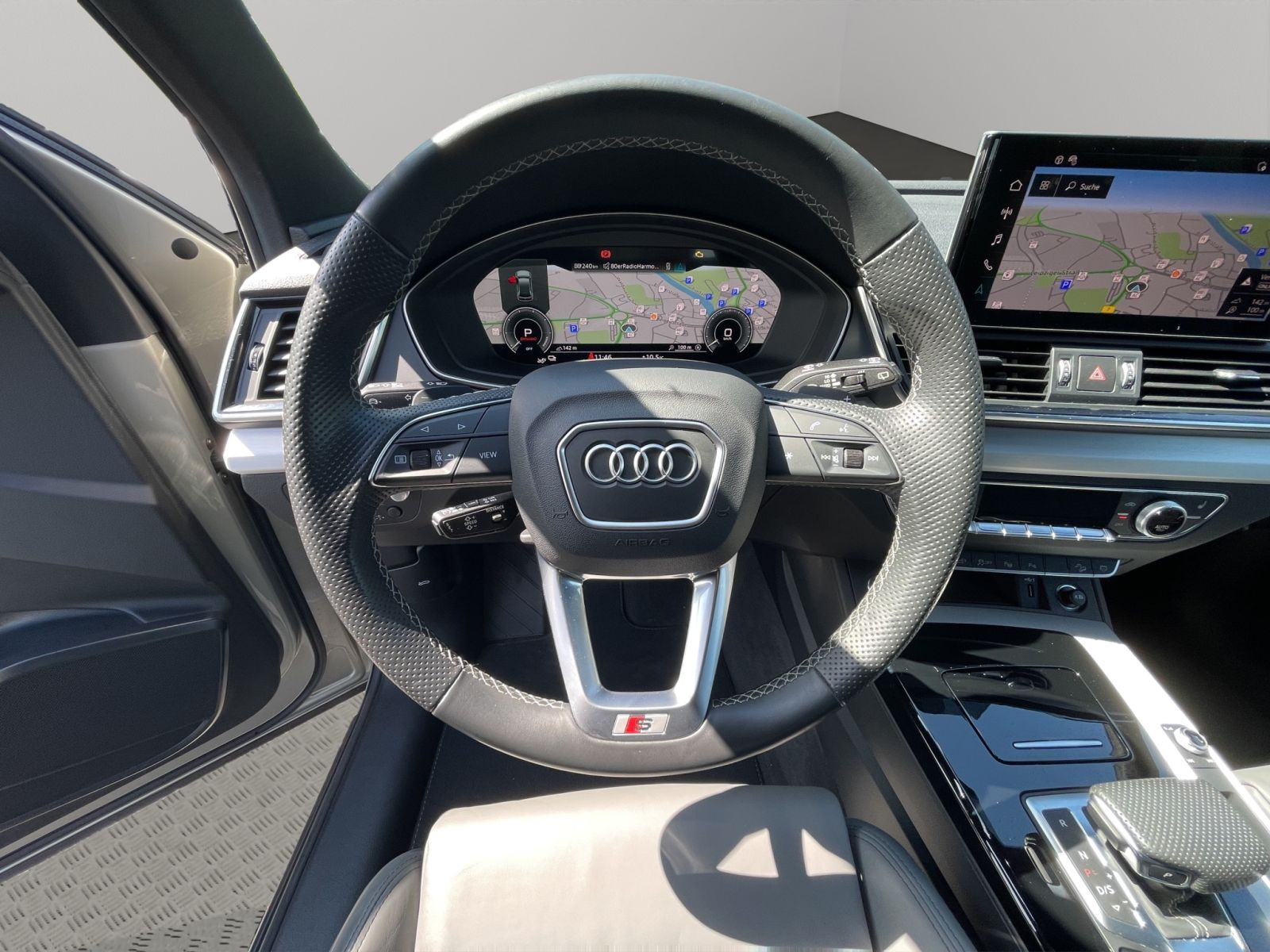 Audi - Q5_10