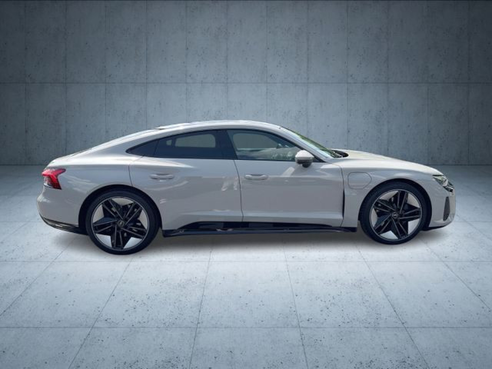 Audi - e-tron GT quattro_7