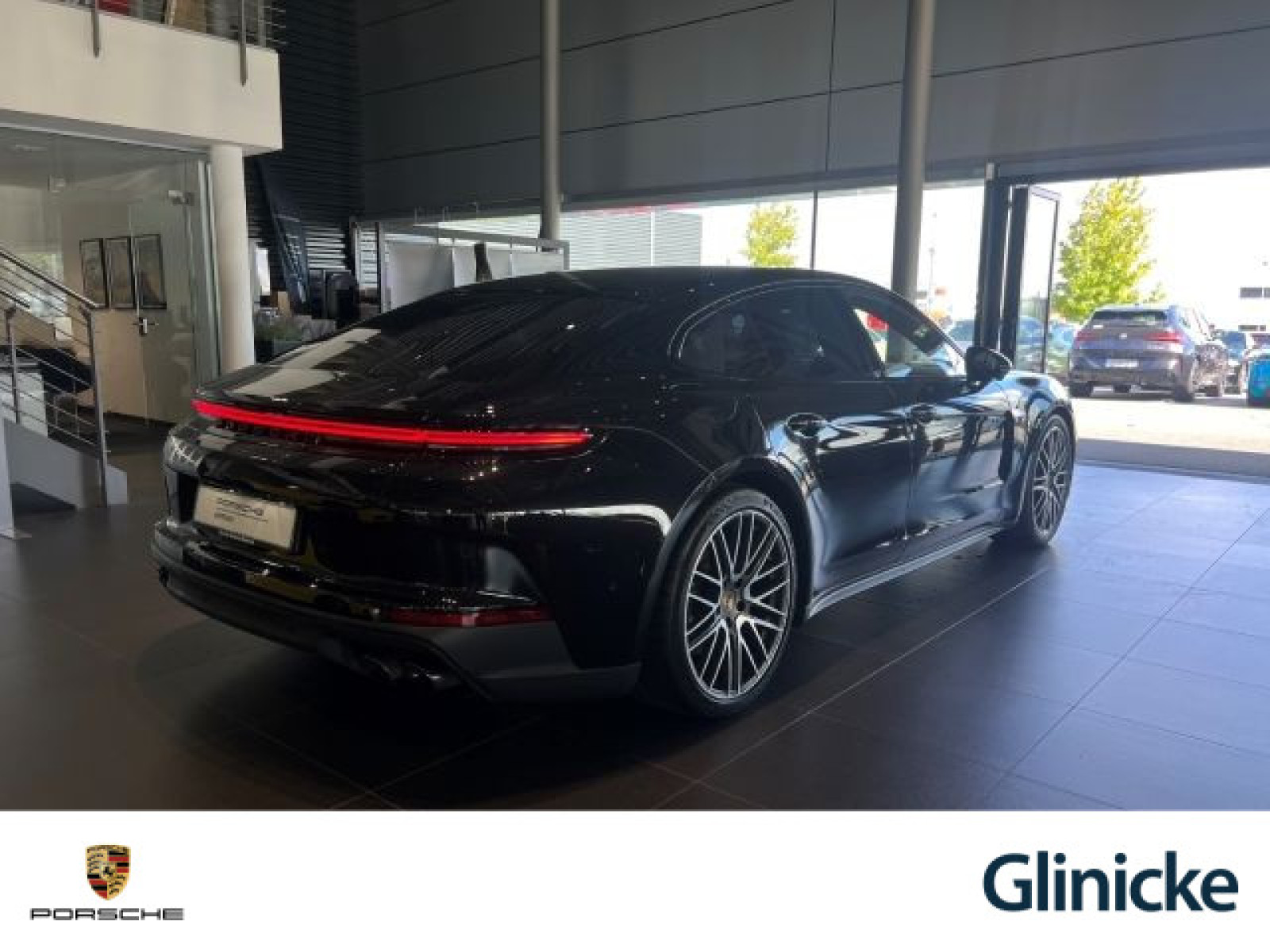 Porsche - Panamera_6