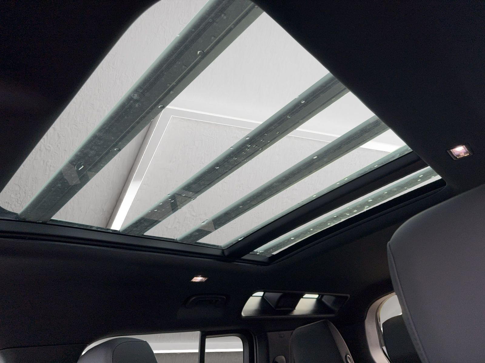 Land Rover - Defender_10