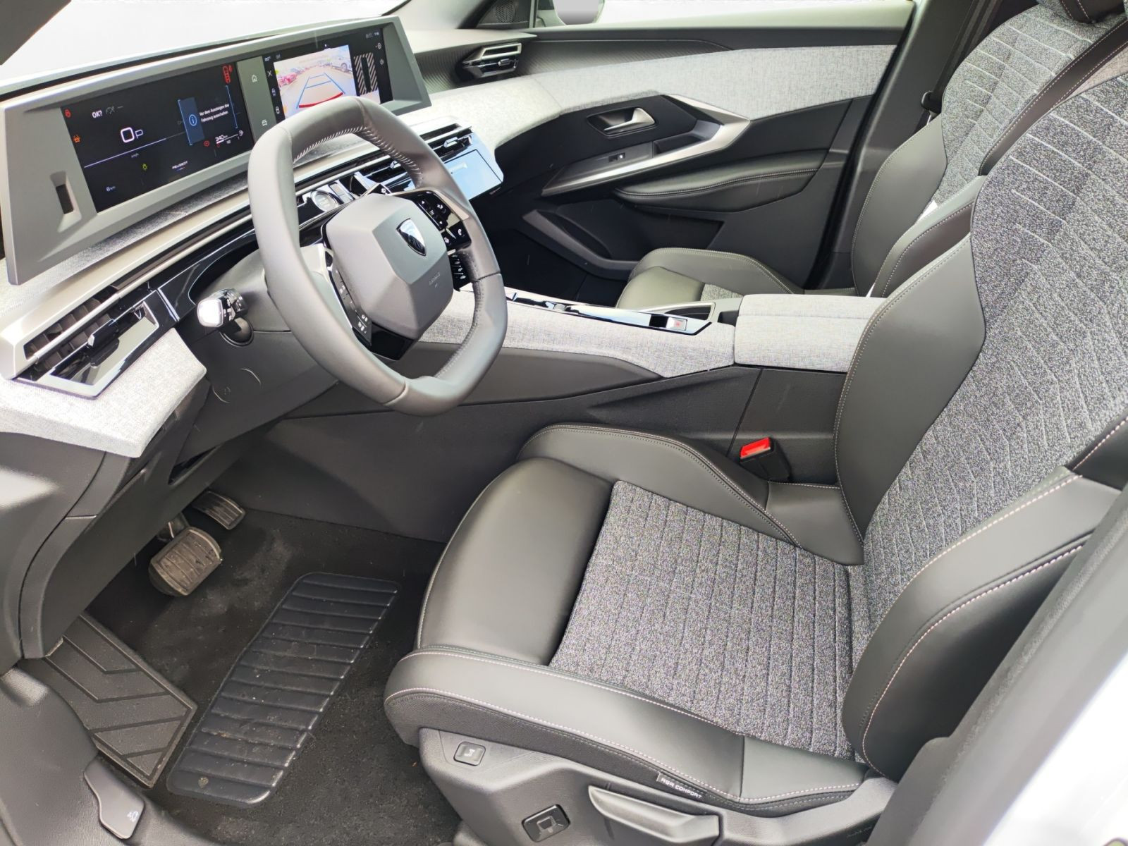Peugeot - 5008_11