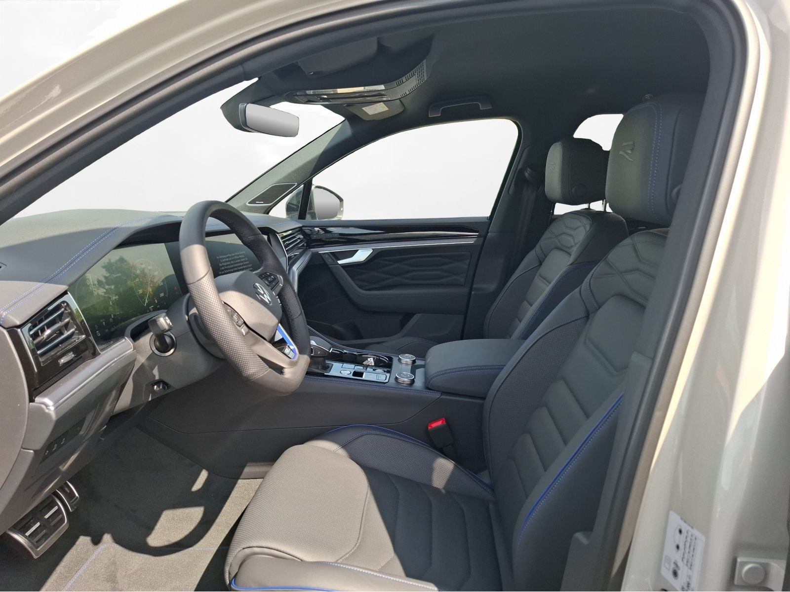Volkswagen - Touareg_4
