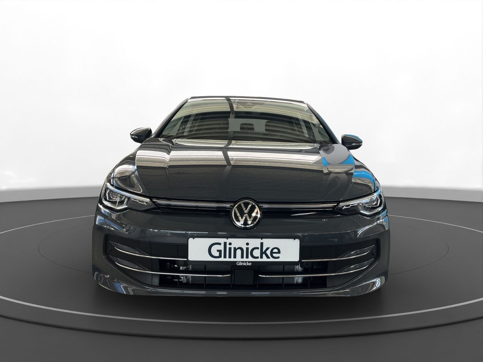 Volkswagen - Golf_13