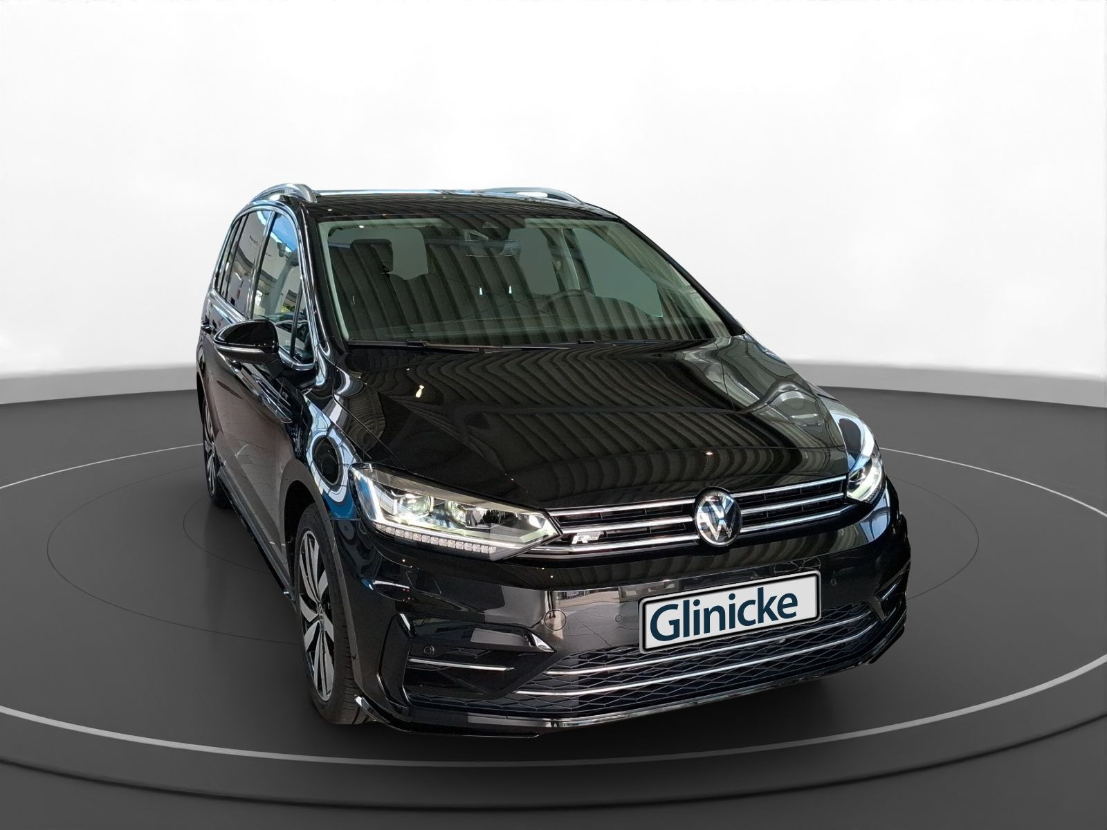 Volkswagen - Touran_15