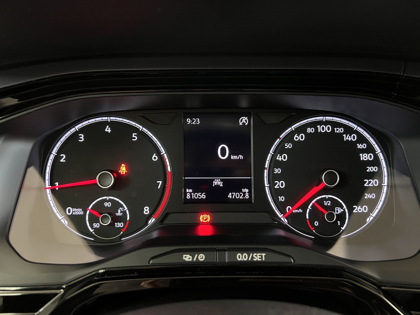 Volkswagen - Polo_9