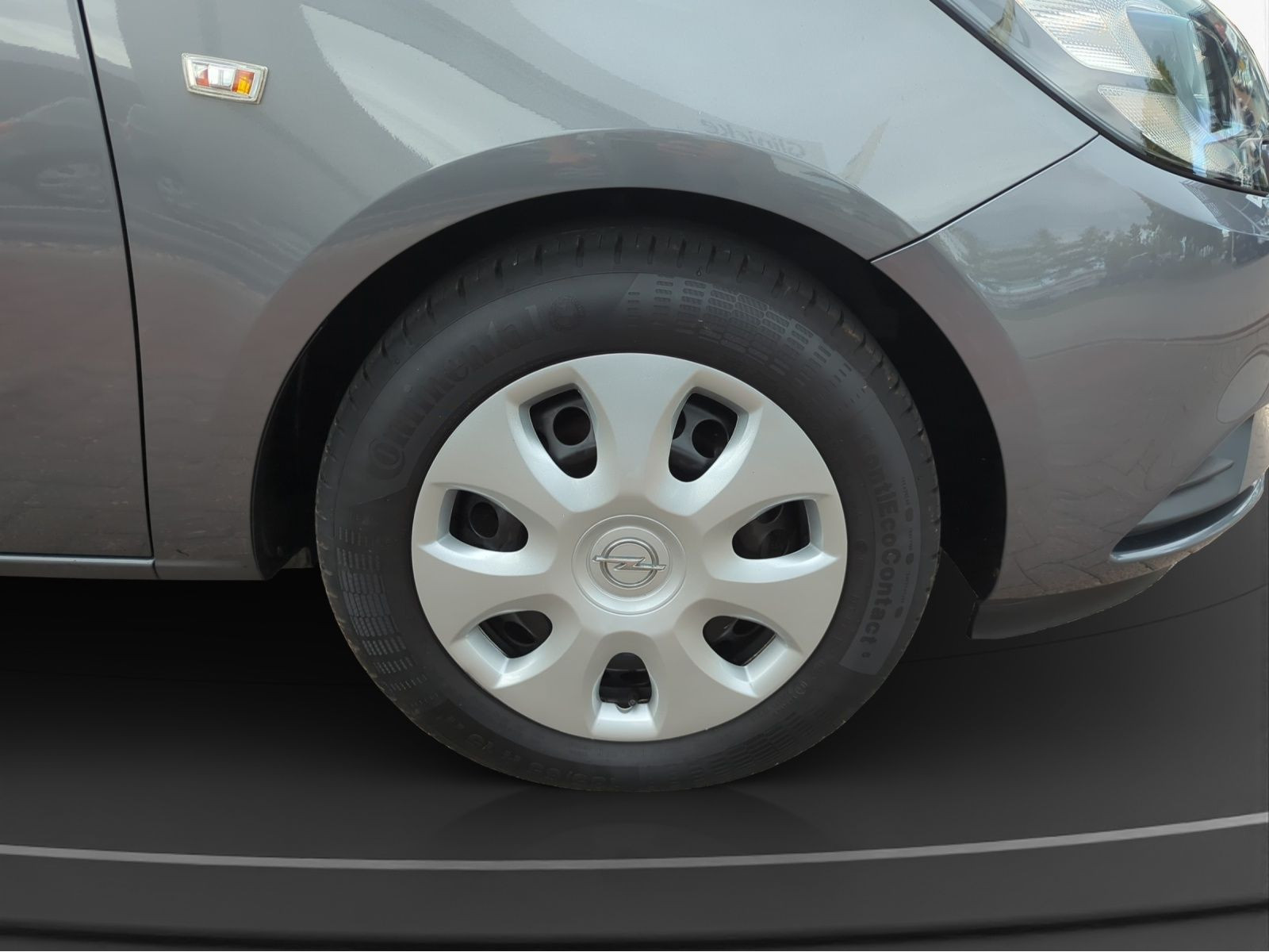 Opel - Corsa_11