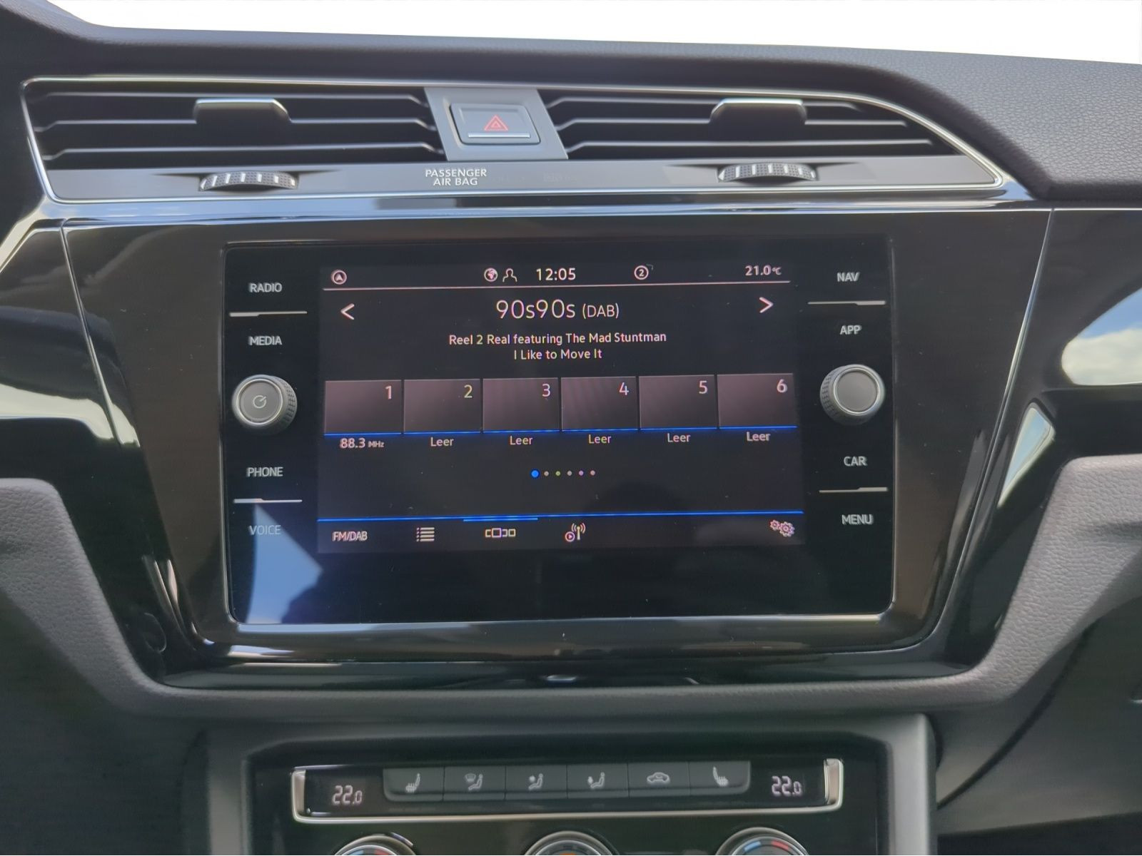 Volkswagen - Touran_7