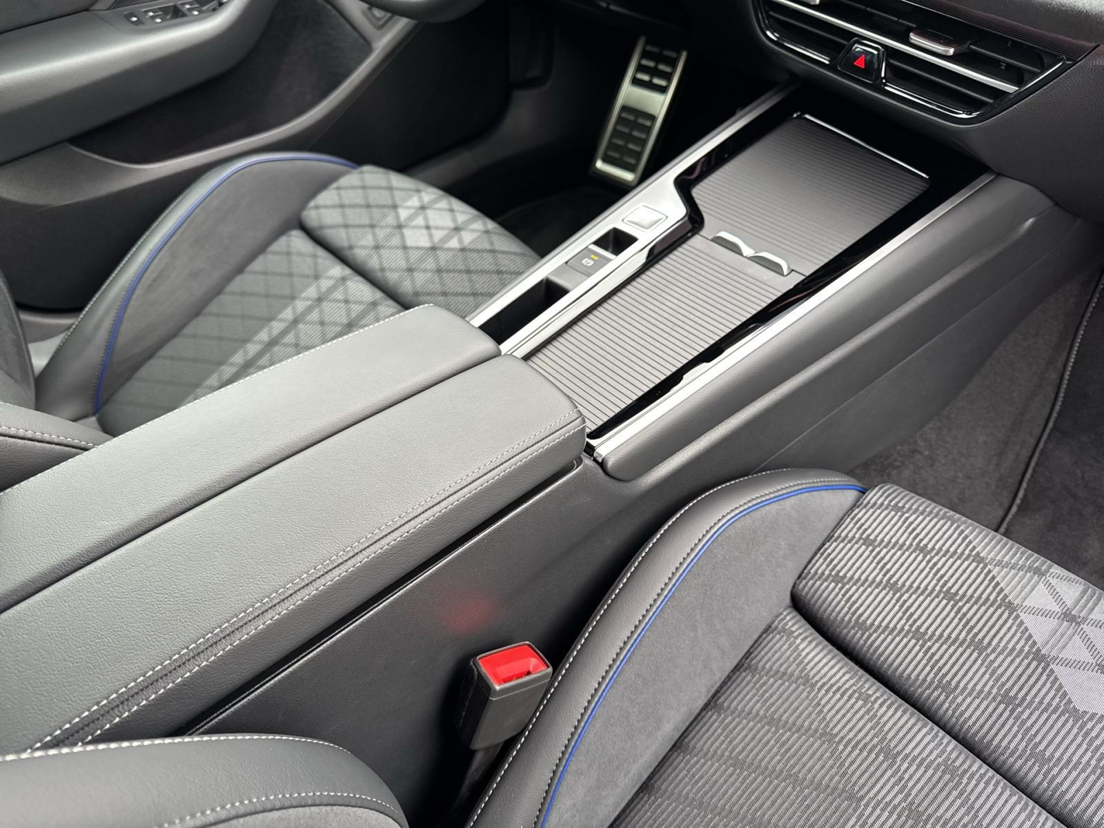Volkswagen - Passat Variant_21