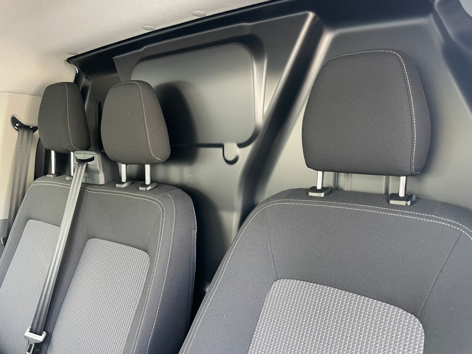 Volkswagen - T7 Transporter_16