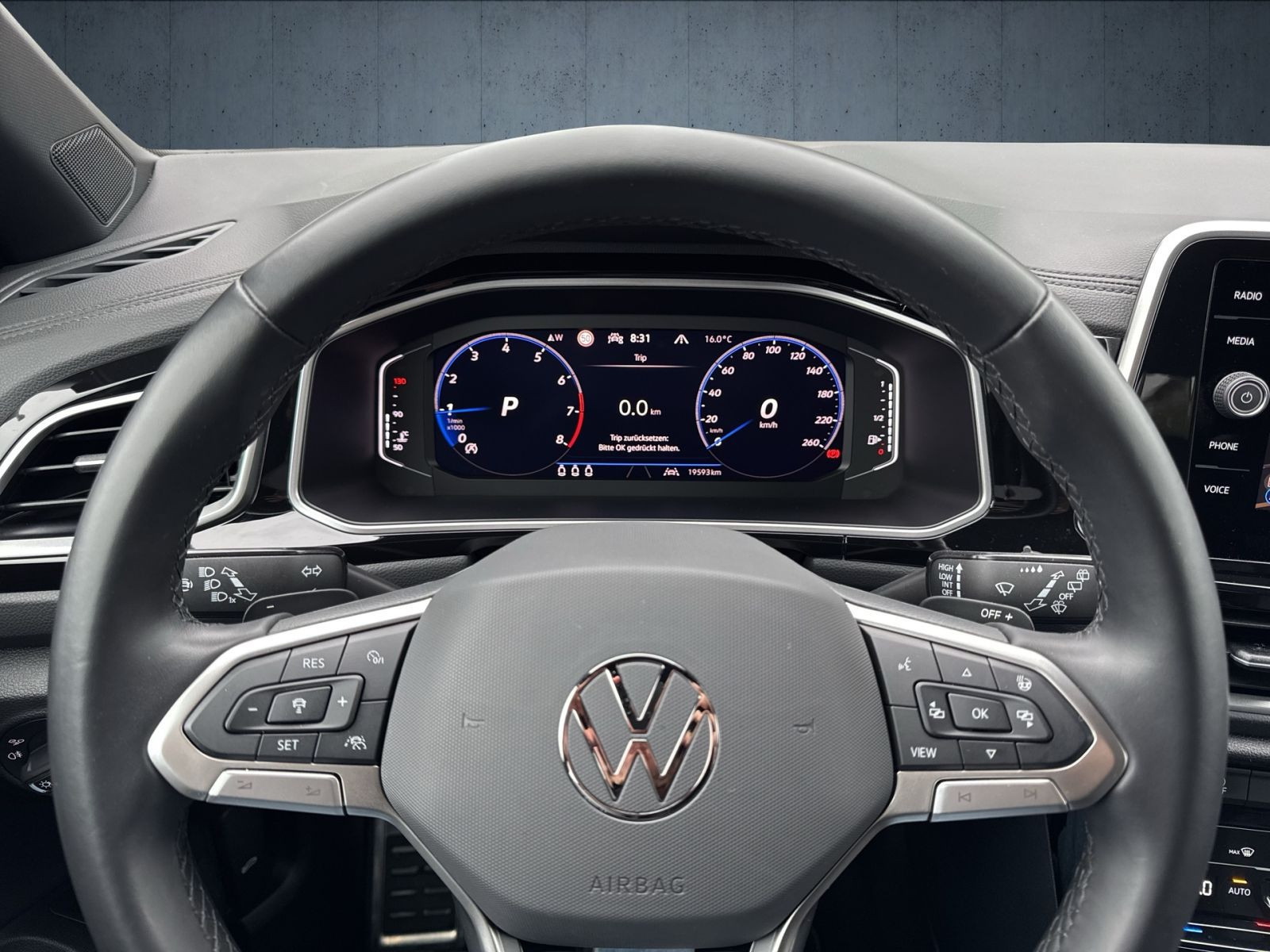 Volkswagen - T-Roc_27