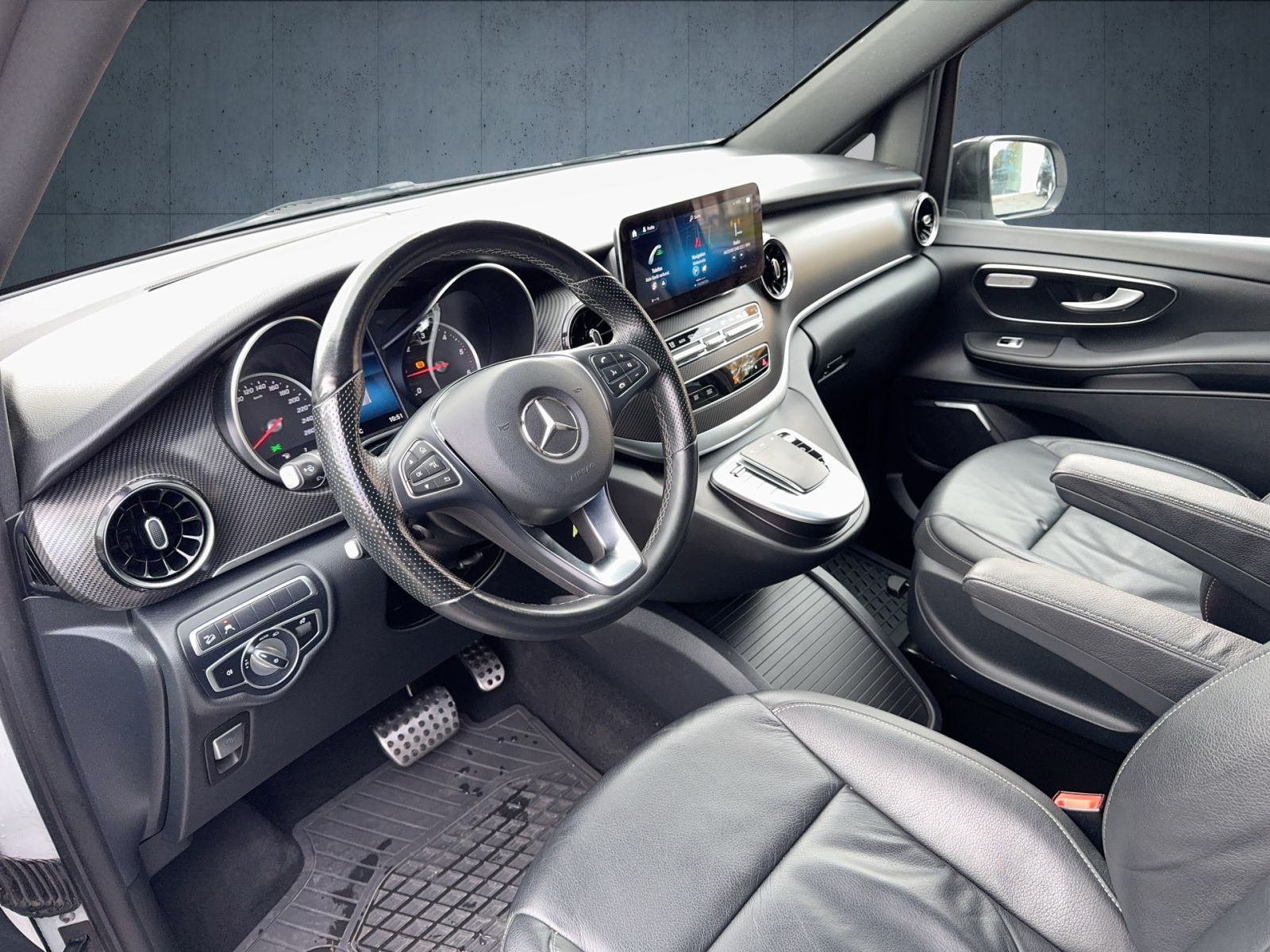 Mercedes-Benz - V 300_9