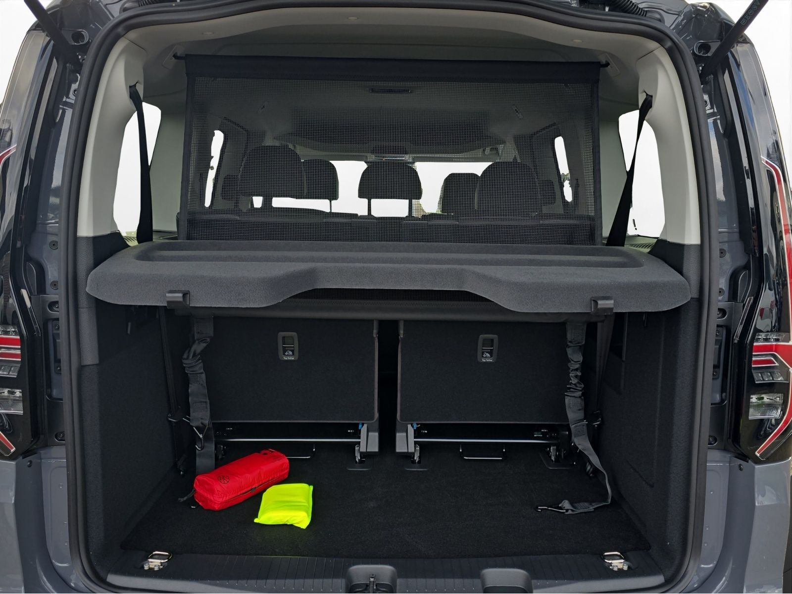 Volkswagen - Caddy Maxi_8