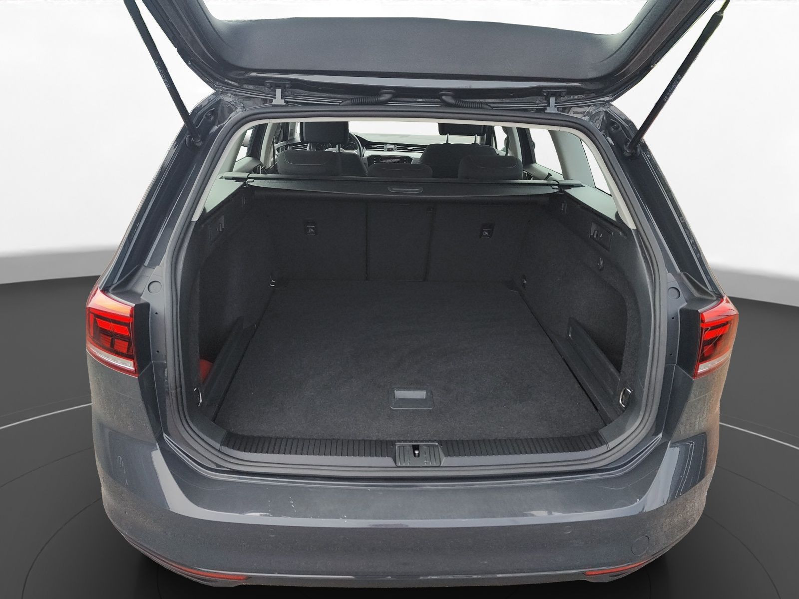 Volkswagen - Passat Variant_11