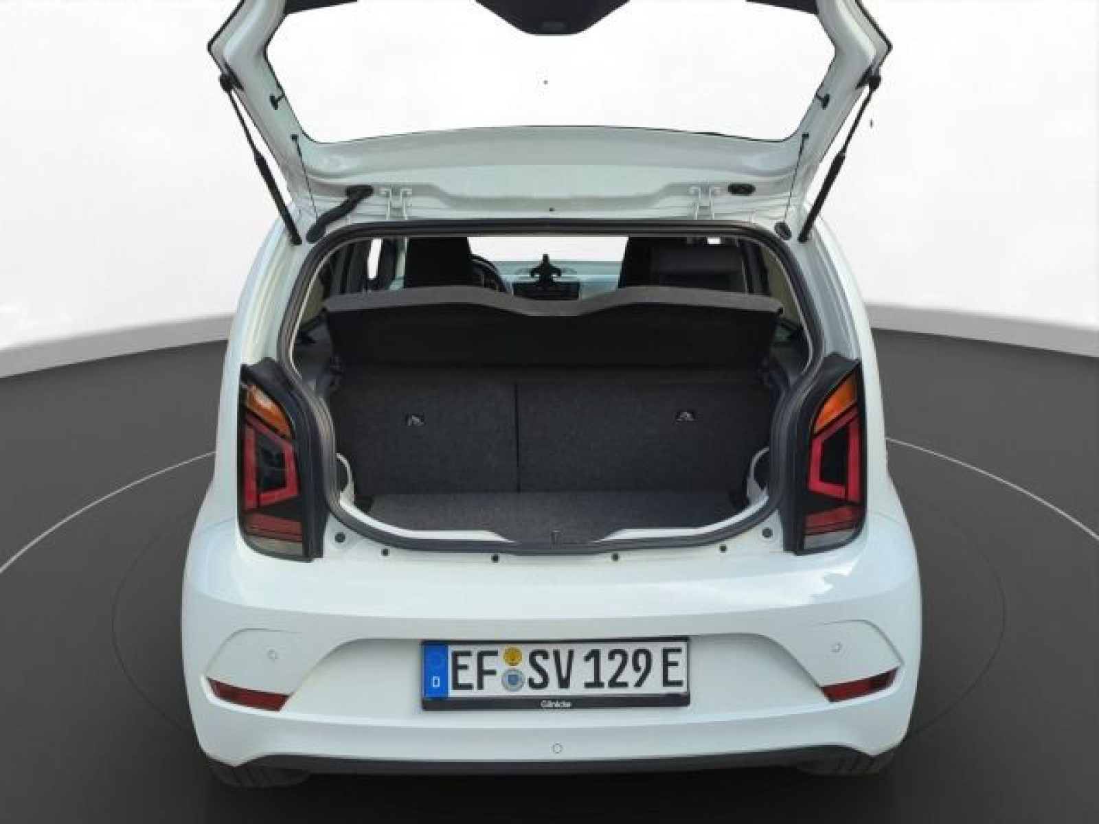 Volkswagen - e-up!_10