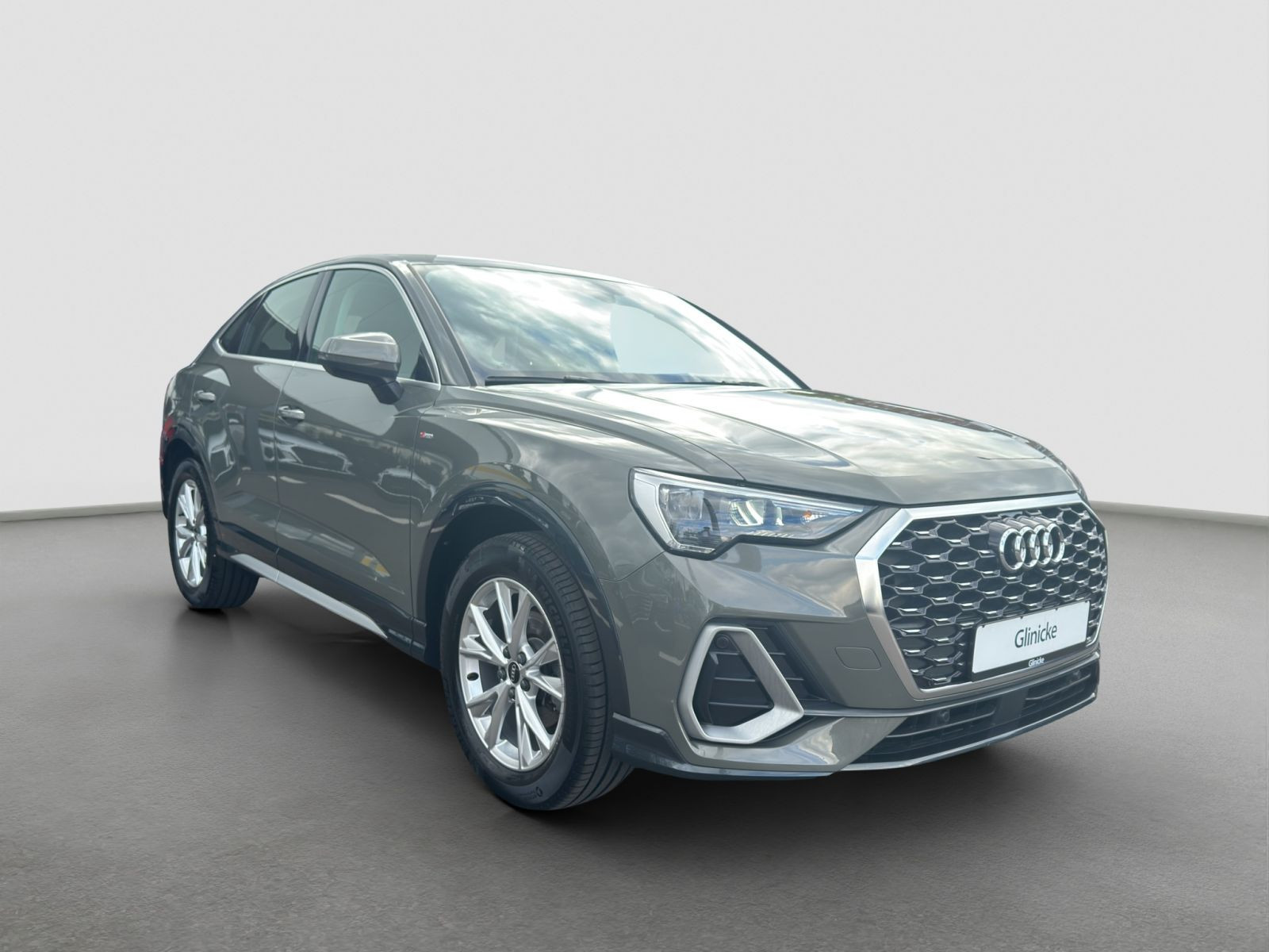 Audi - Q3 Sportback_7